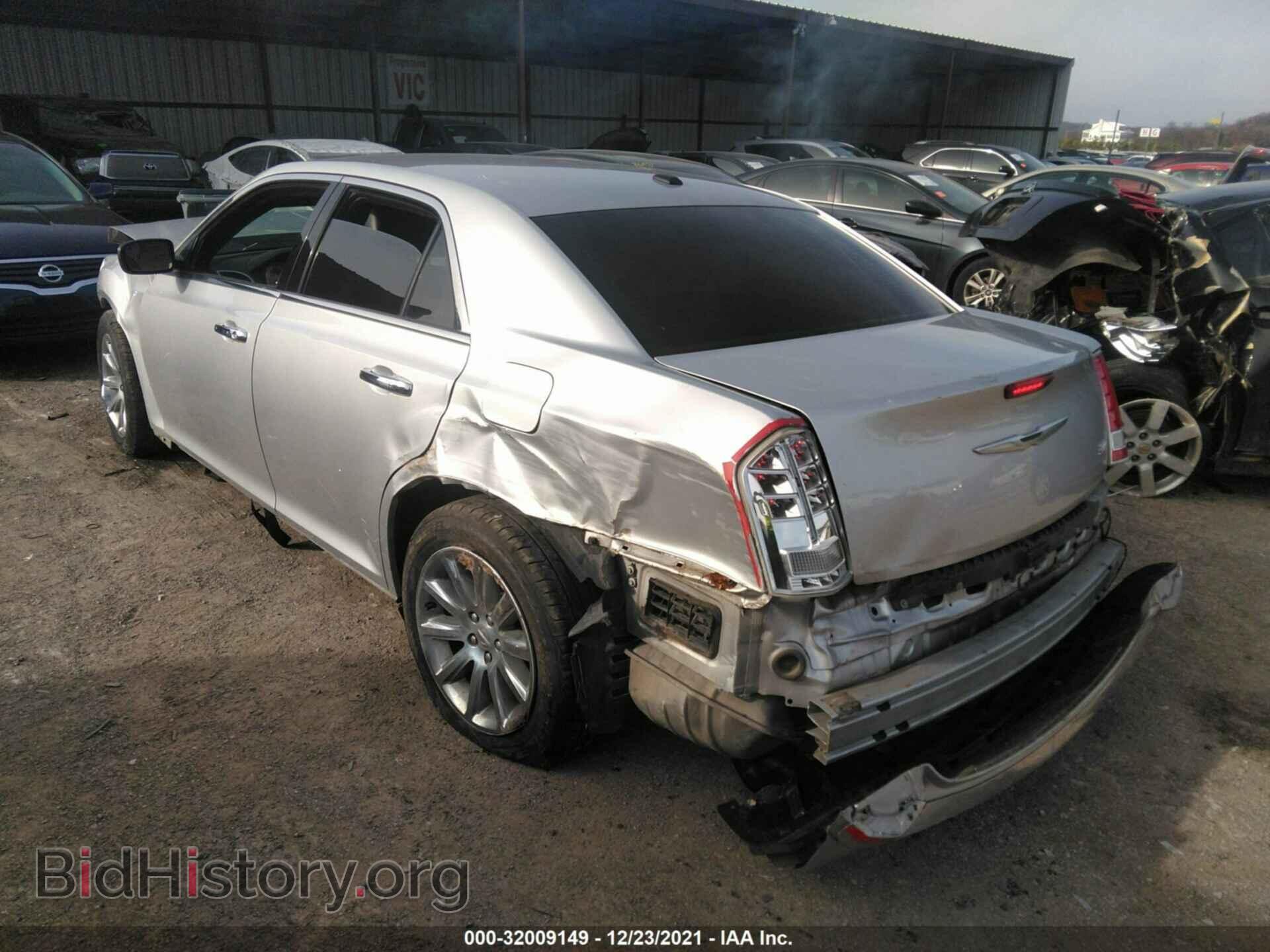 2012 CHRYSLER 300 - VIN: 2C3CCACG4CH224007 - Фото 3