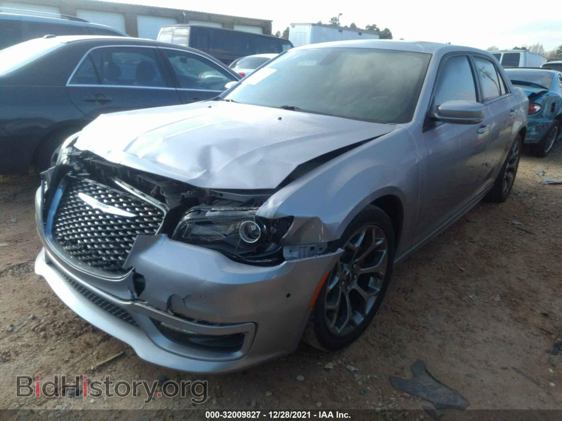 2018 CHRYSLER 300 - VIN: 2C3CCABG2JH266996 - Фото 2