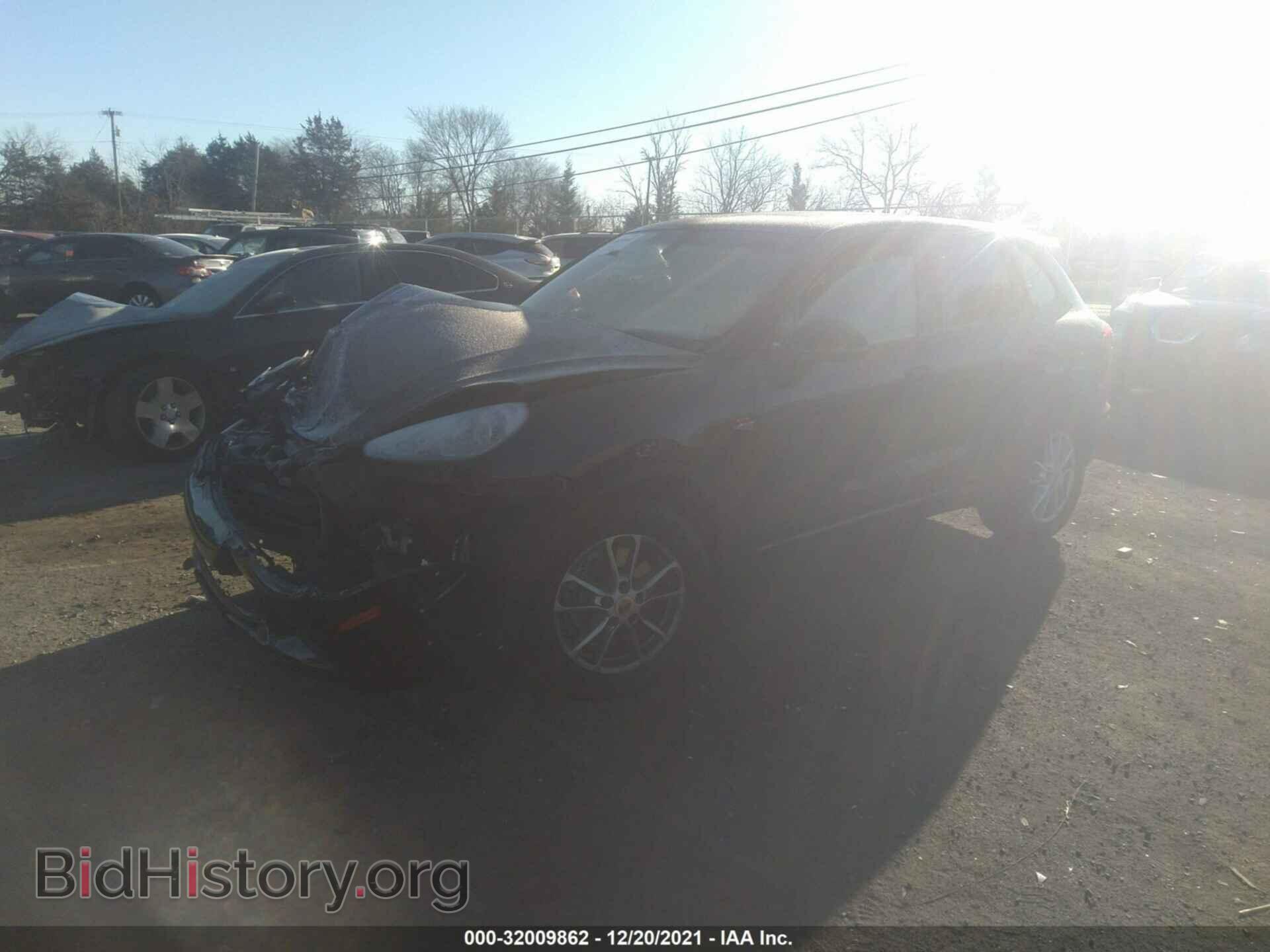 2016 PORSCHE CAYENNE - VIN: WP1AA2A27GKA16030 - Фото 2