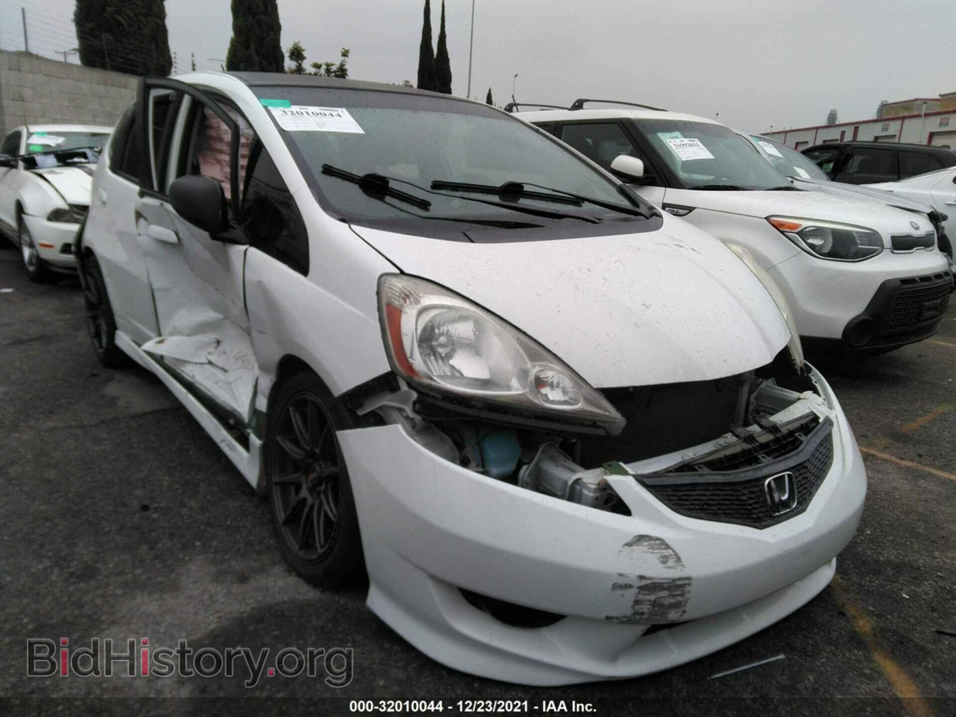 Фотография JHMGE8H59BC015563 - HONDA FIT 2011