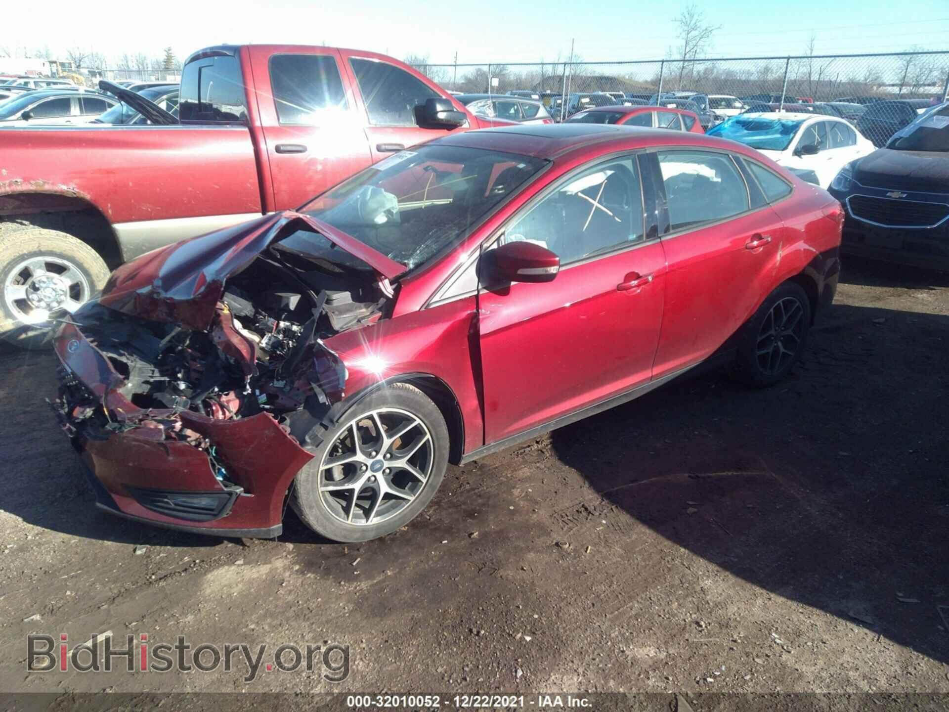 2017 FORD FOCUS - VIN: 1FADP3H22HL298801 - Фото 2