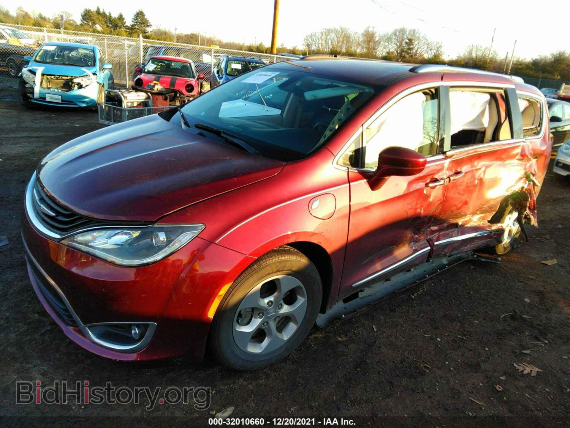 2018 CHRYSLER PACIFICA - VIN: 2C4RC1L73JR293574 - Фото 2