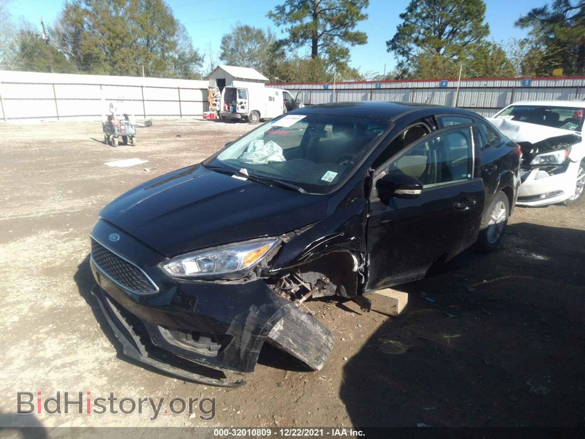 2016 FORD FOCUS - VIN: 1FADP3F23GL376603 - Фото 2