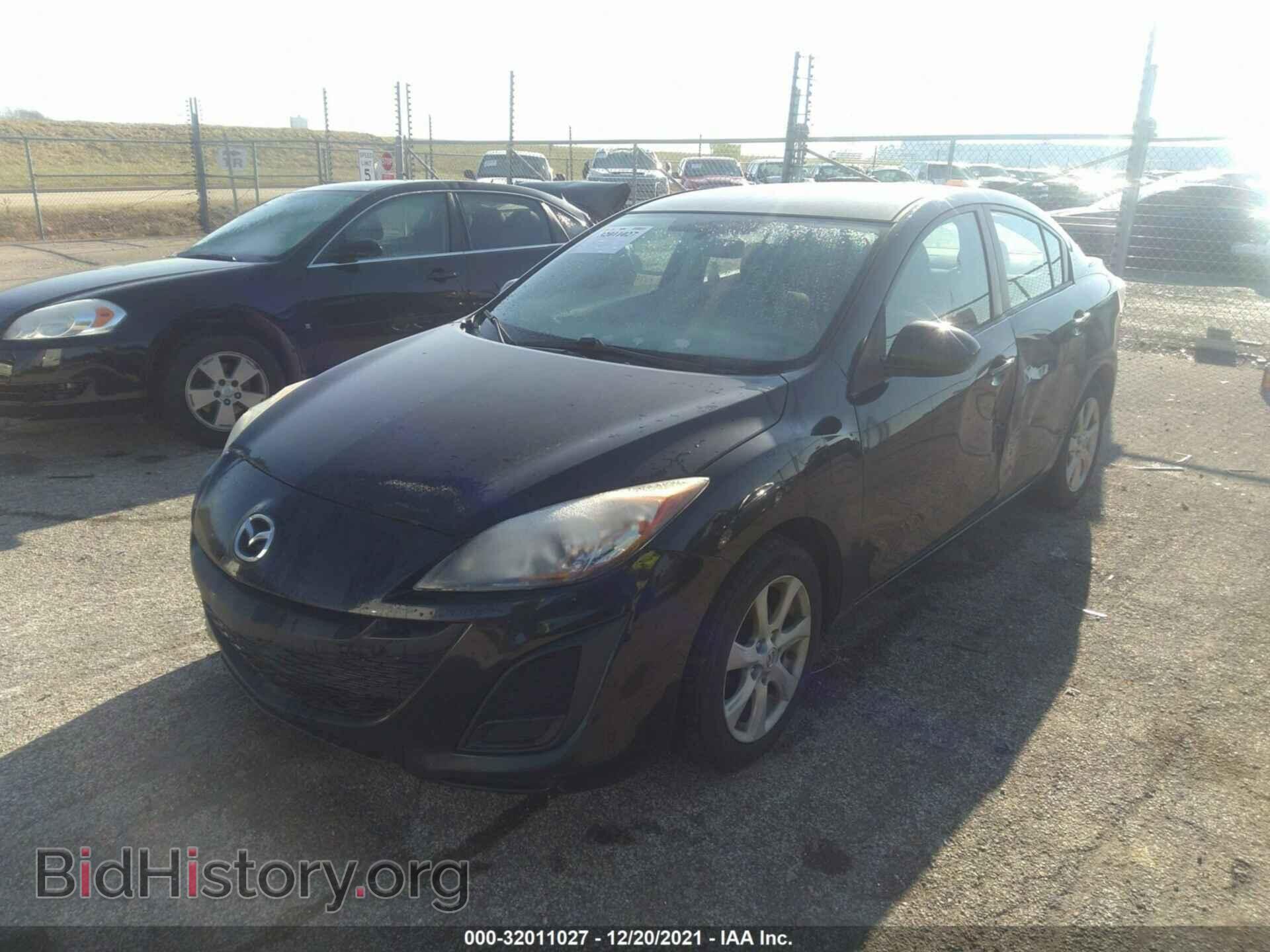 2011 MAZDA MAZDA3 - VIN: JM1BL1VFXB1359355 - Фото 2