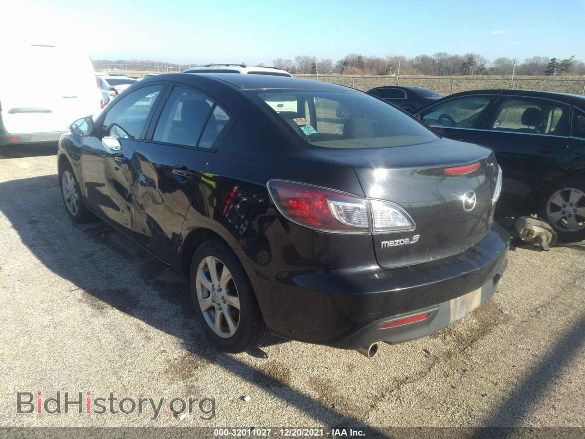2011 MAZDA MAZDA3 - VIN: JM1BL1VFXB1359355 - Фото 3