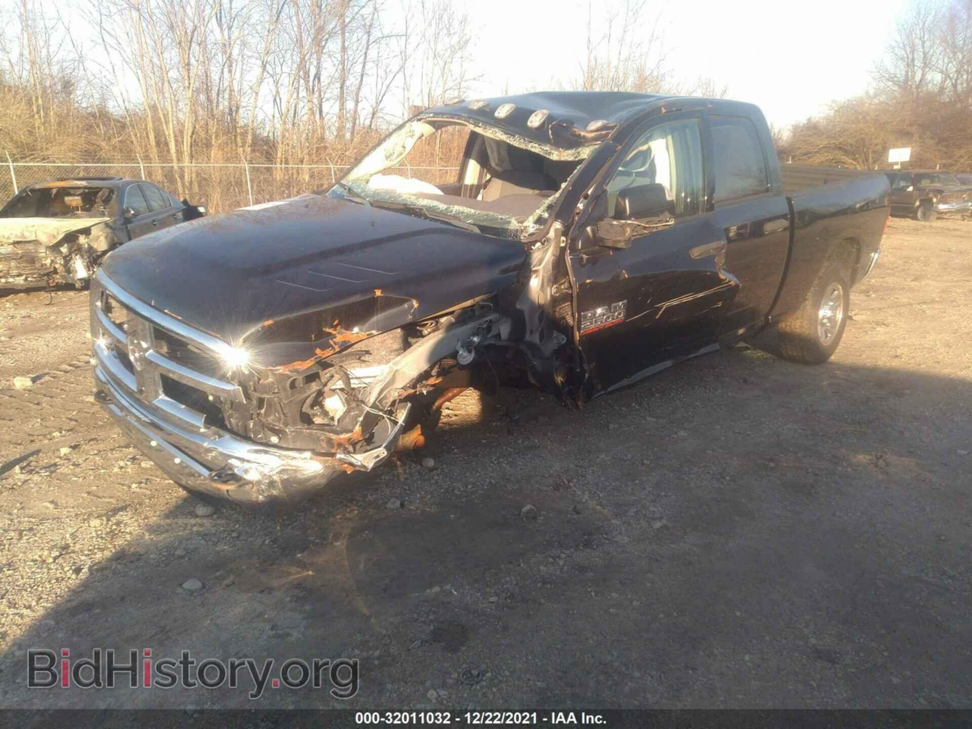 2017 RAM 2500 - VIN: 3C6UR5CJ9HG657435 - Фото 2