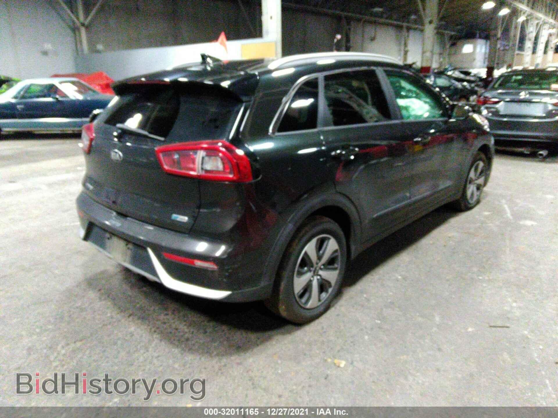 2017 KIA NIRO - VIN: KNDCC3LC2H5082517 - Фото 4