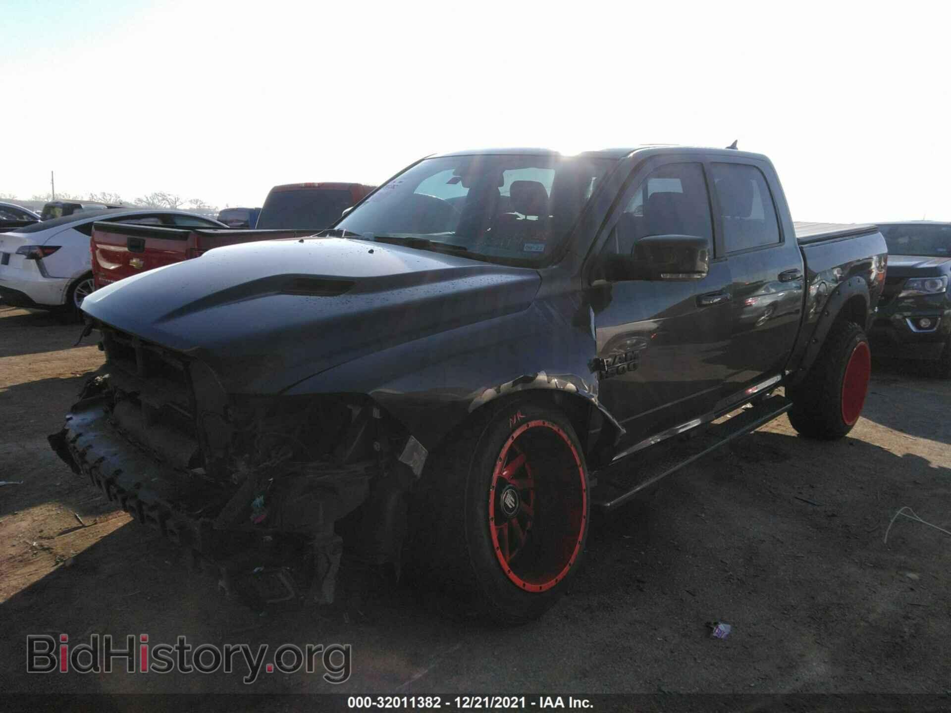 2017 RAM 1500 - VIN: 1C6RR7MT6HS832010 - Фото 2