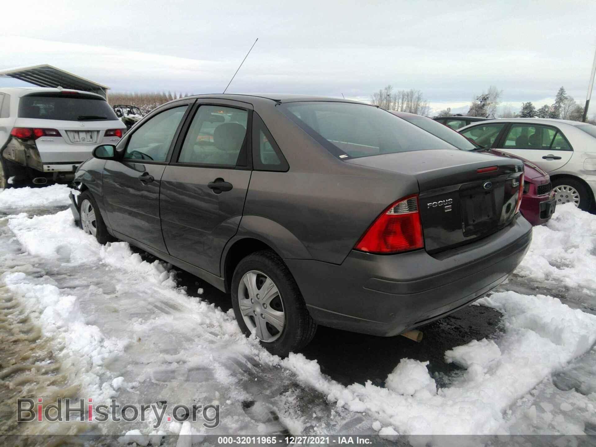 2006 FORD FOCUS - VIN: 1FAFP34N06W212874 - Фото 3