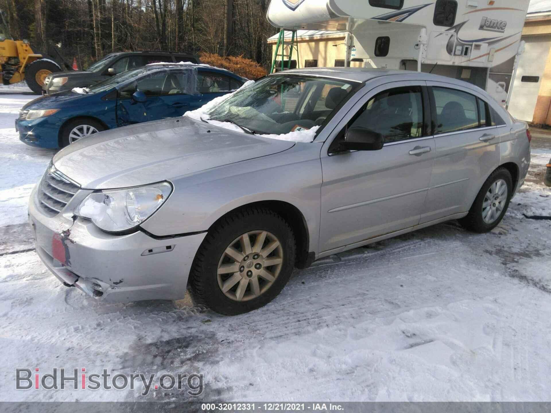 2010 CHRYSLER SEBRING - VIN: 1C3CC4FBXAN146774 - Фото 2