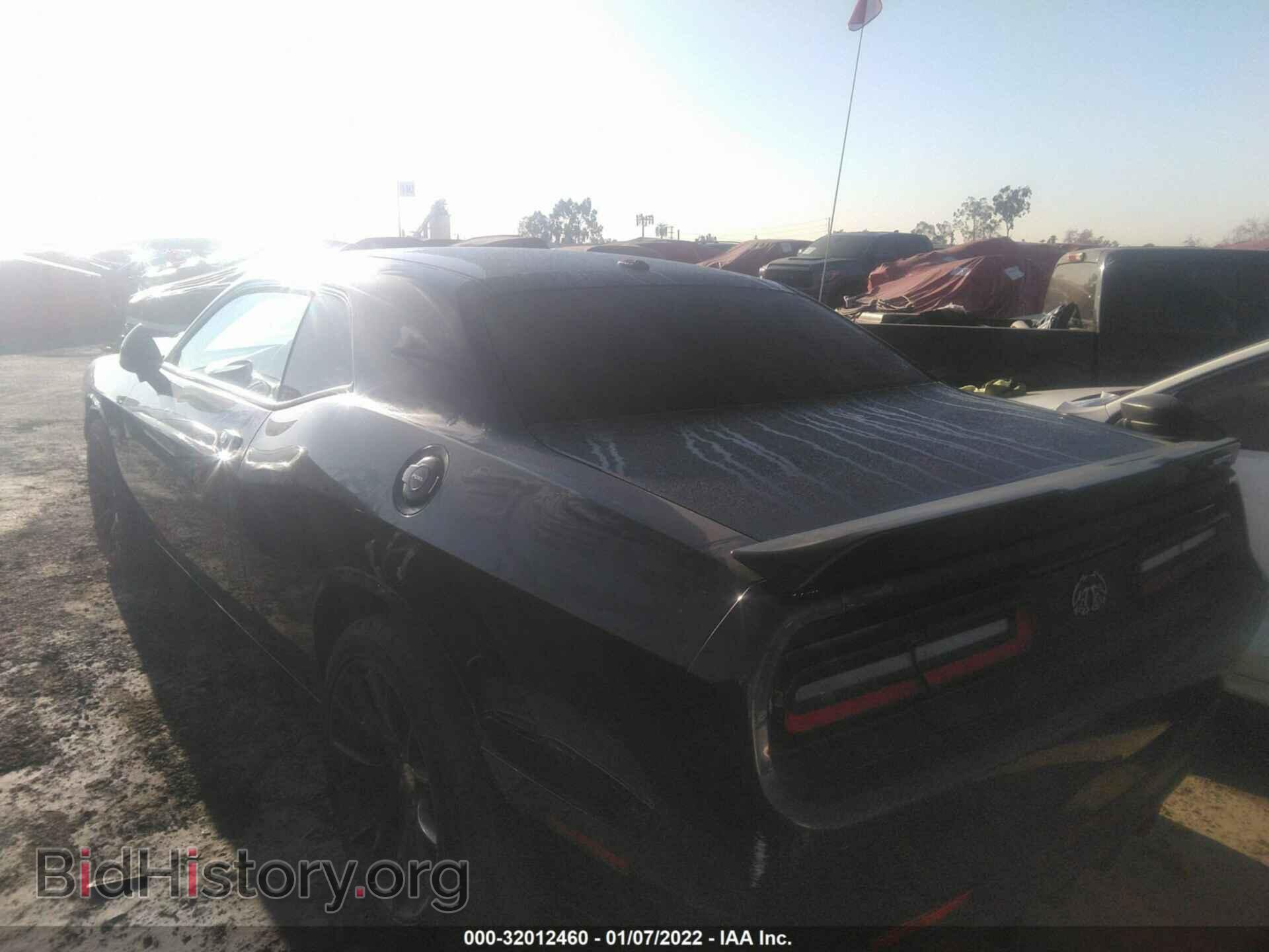 2018 DODGE CHALLENGER - VIN: 2C3CDZBT4JH162146 - Фото 3