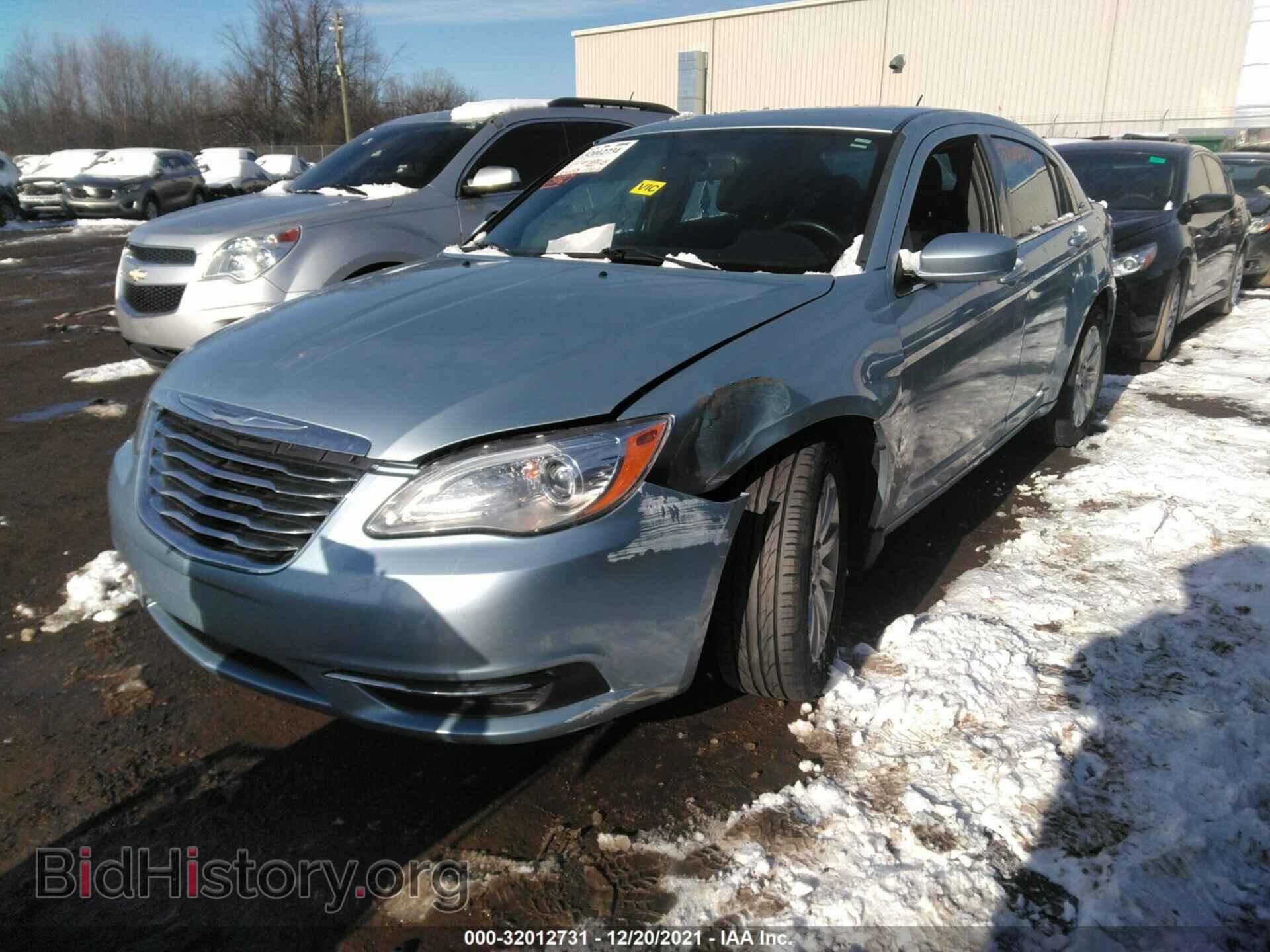 2012 CHRYSLER 200 - VIN: 1C3CCBBB8CN139903 - Фото 2