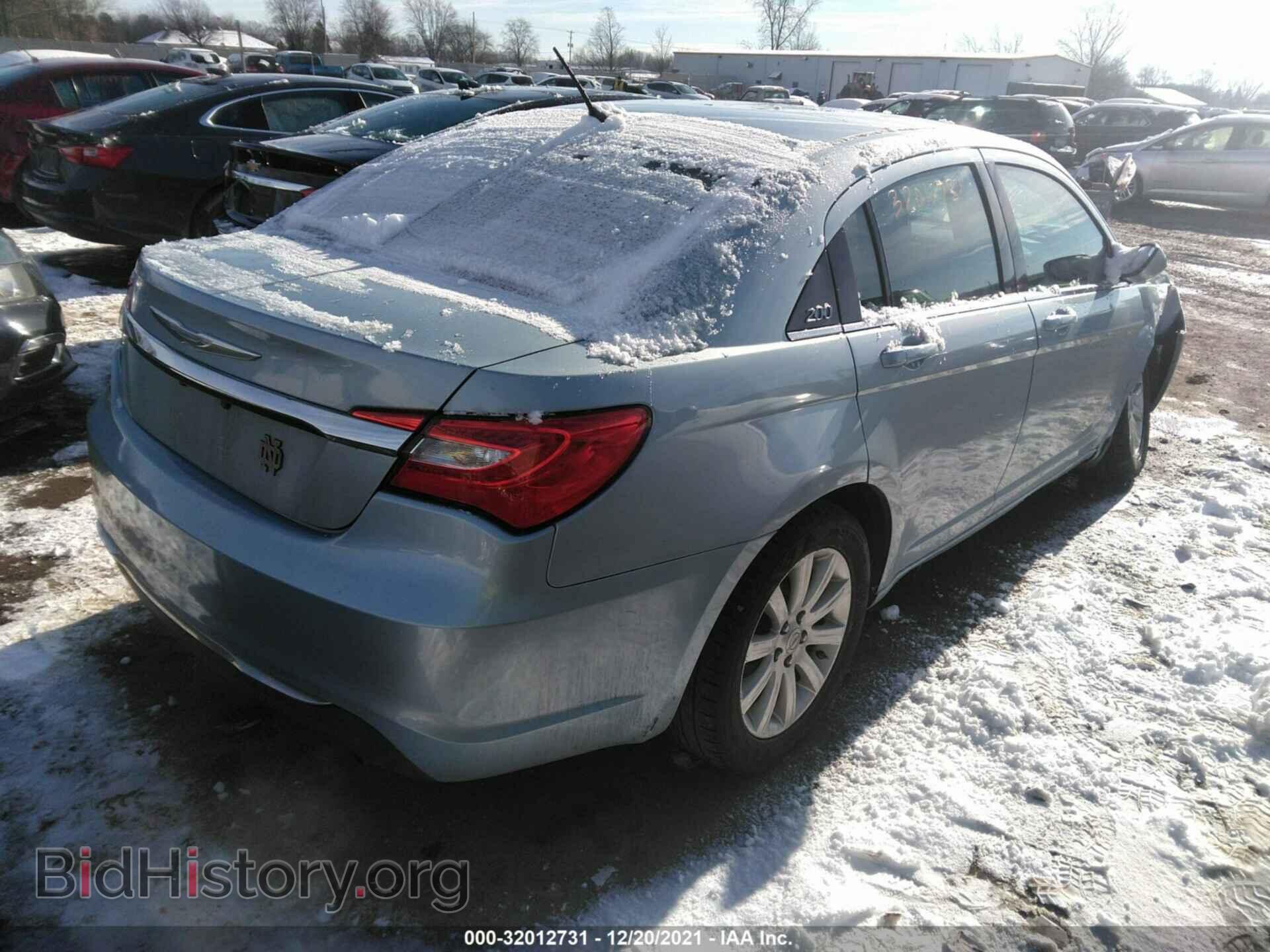 2012 CHRYSLER 200 - VIN: 1C3CCBBB8CN139903 - Фото 4