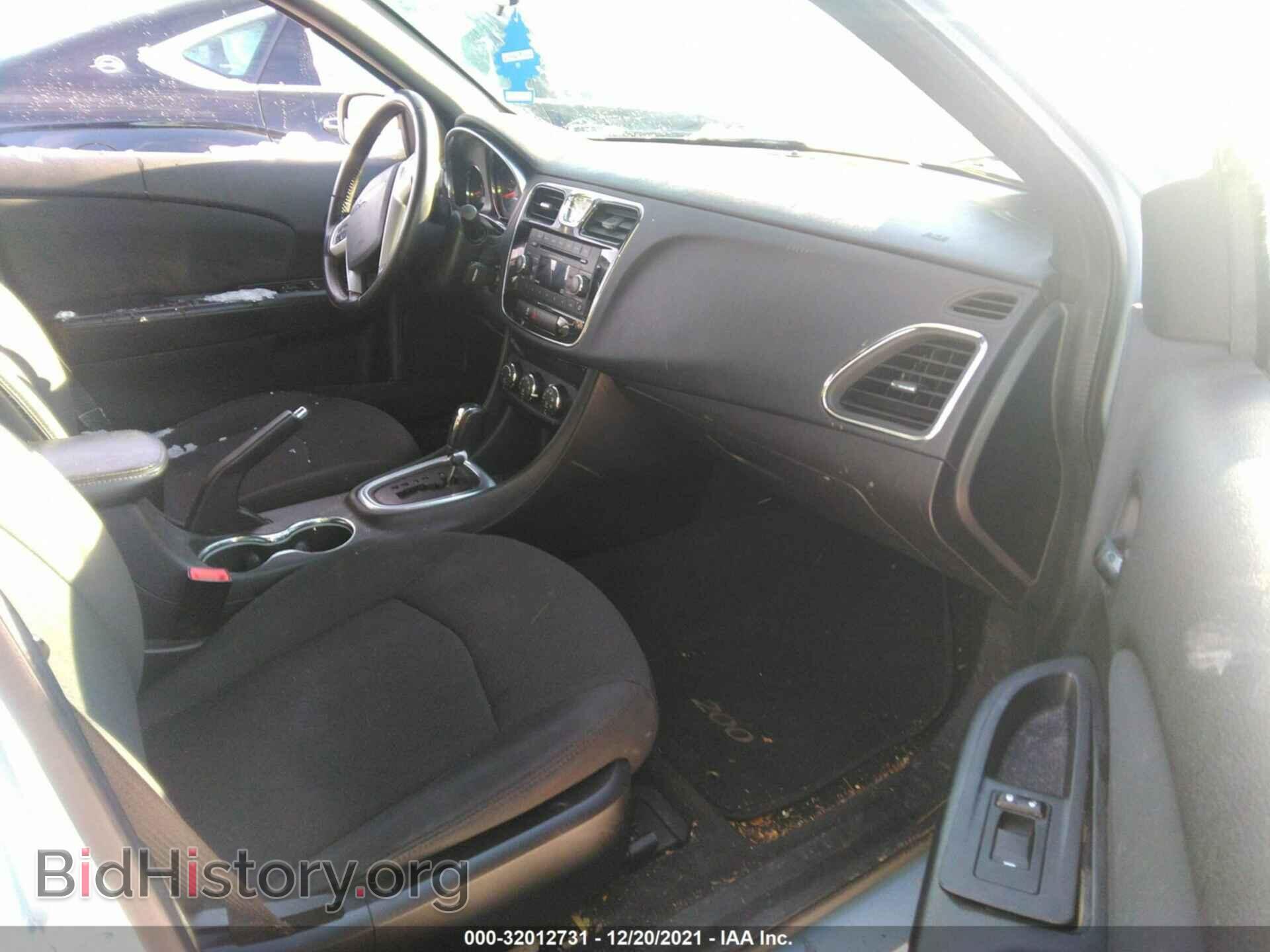 2012 CHRYSLER 200 - VIN: 1C3CCBBB8CN139903 - Фото 5