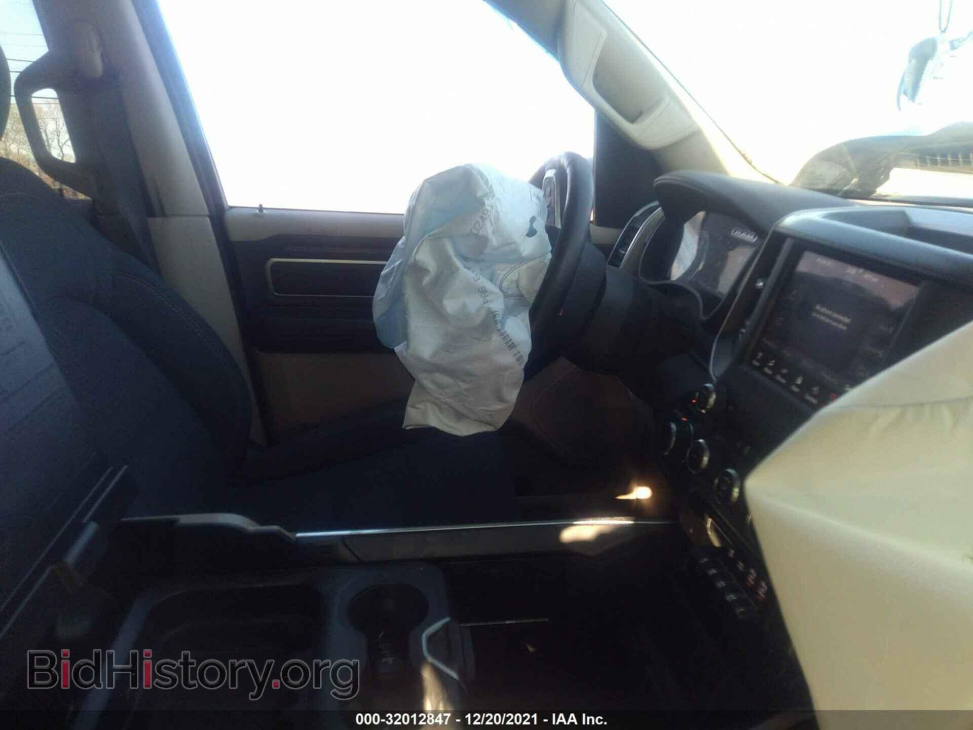 2020 RAM 1500 - VIN: 1C6SRFFT9LN131896 - Photo 5