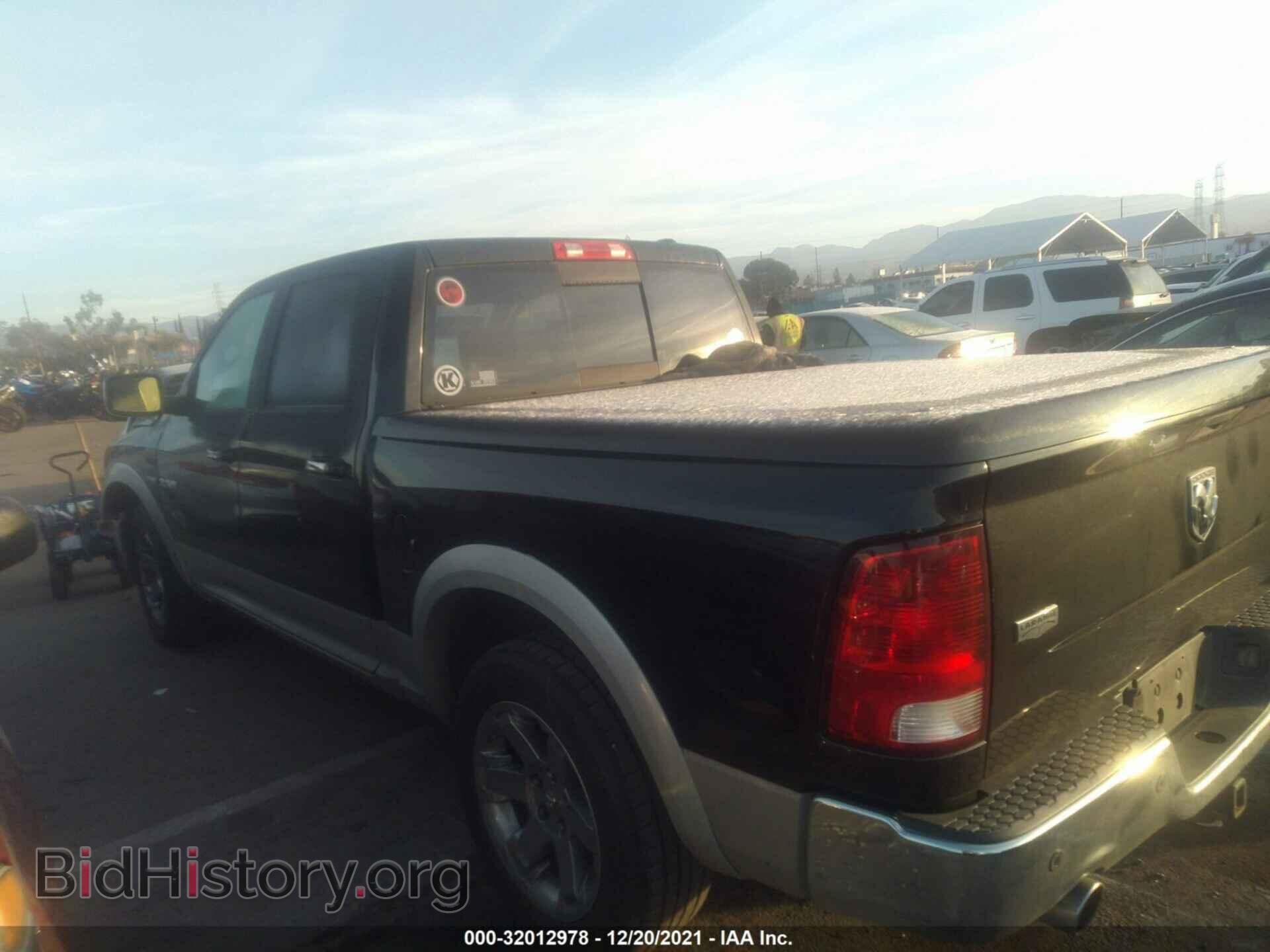 2010 DODGE RAM 1500 - VIN: 1D7RB1CT4AS145082 - Фото 3
