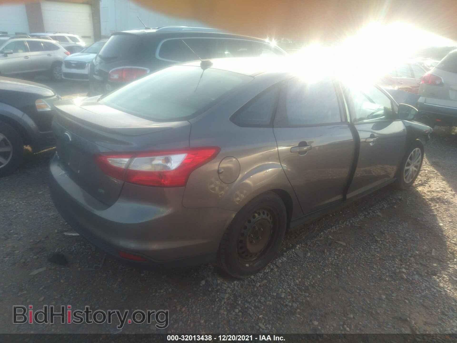 2012 FORD FOCUS - VIN: 1FAHP3F22CL188070 - Фото 4