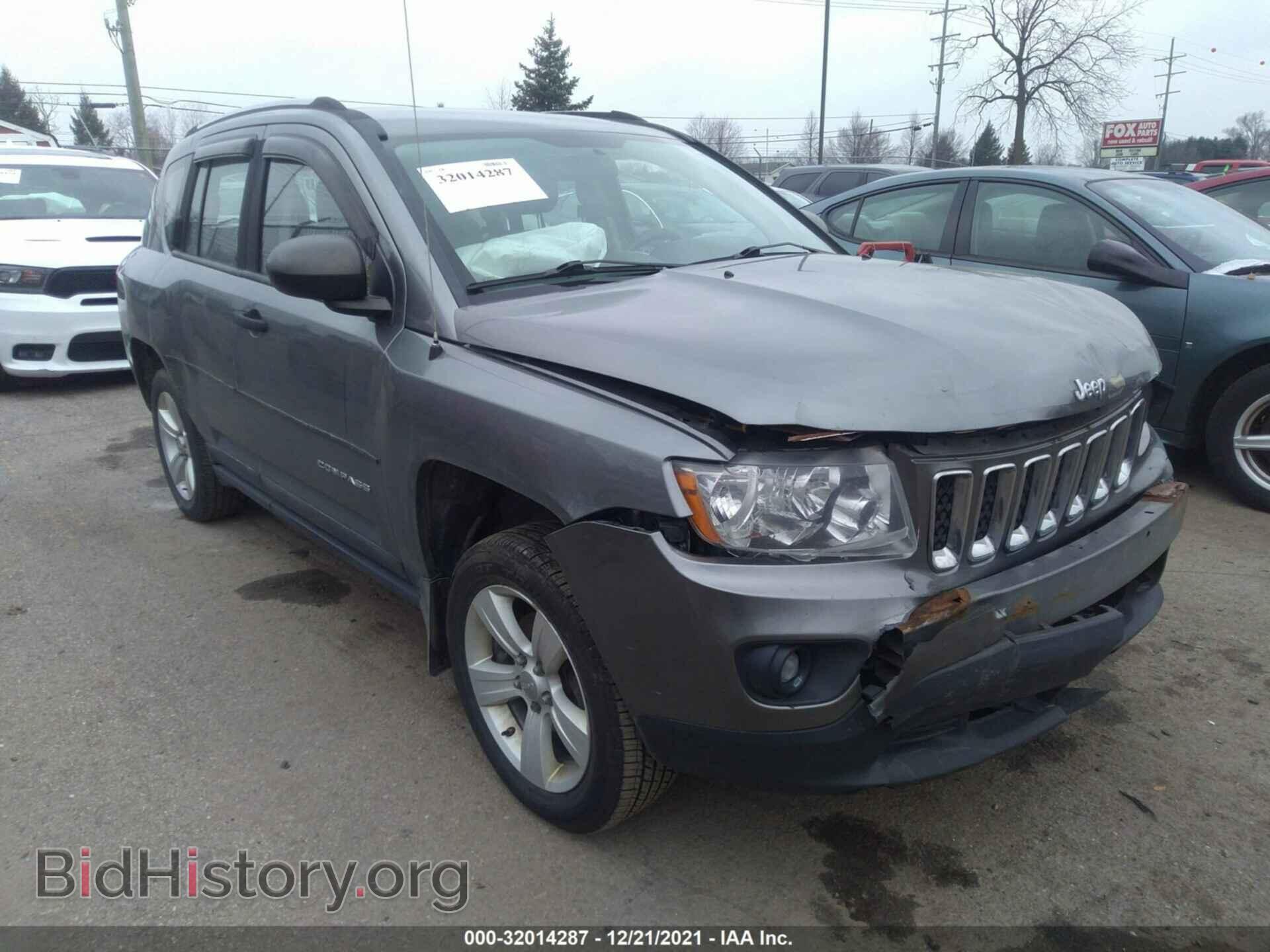 Photo 1J4NT4FB9BD284327 - JEEP COMPASS 2011