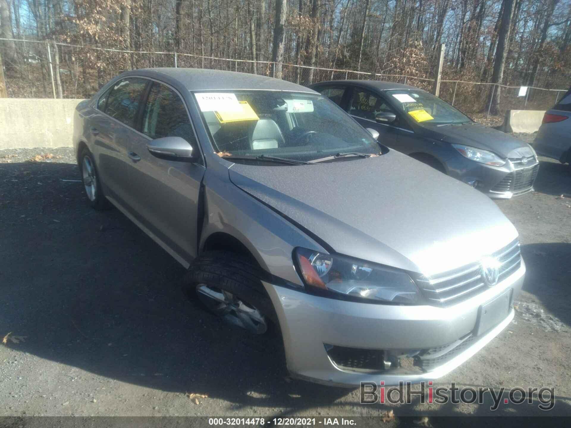 Photo 1VWBP7A3XCC090442 - VOLKSWAGEN PASSAT 2012