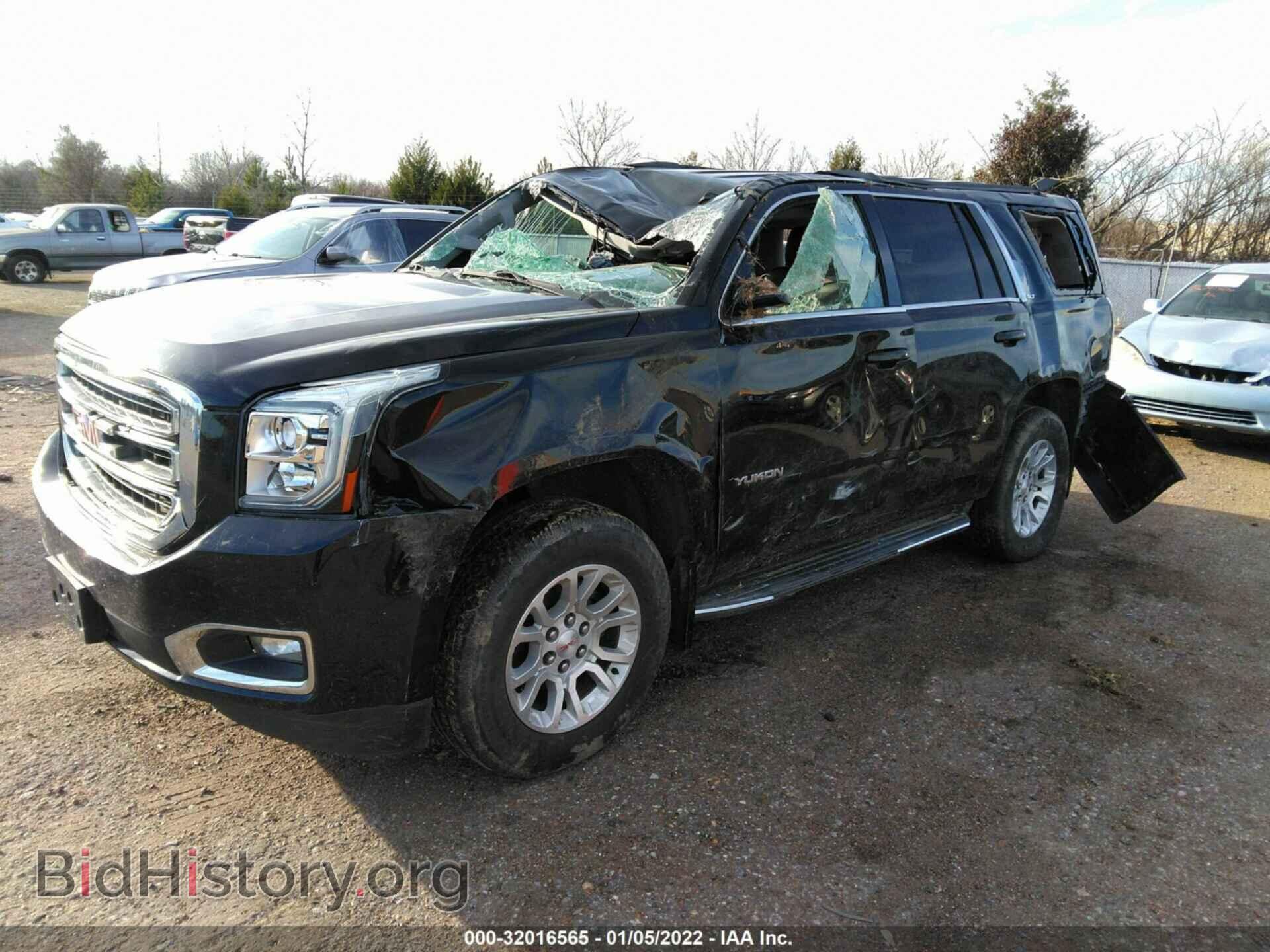 2015 GMC YUKON - VIN: 1GKS2BKC9FR216704 - Photo 2