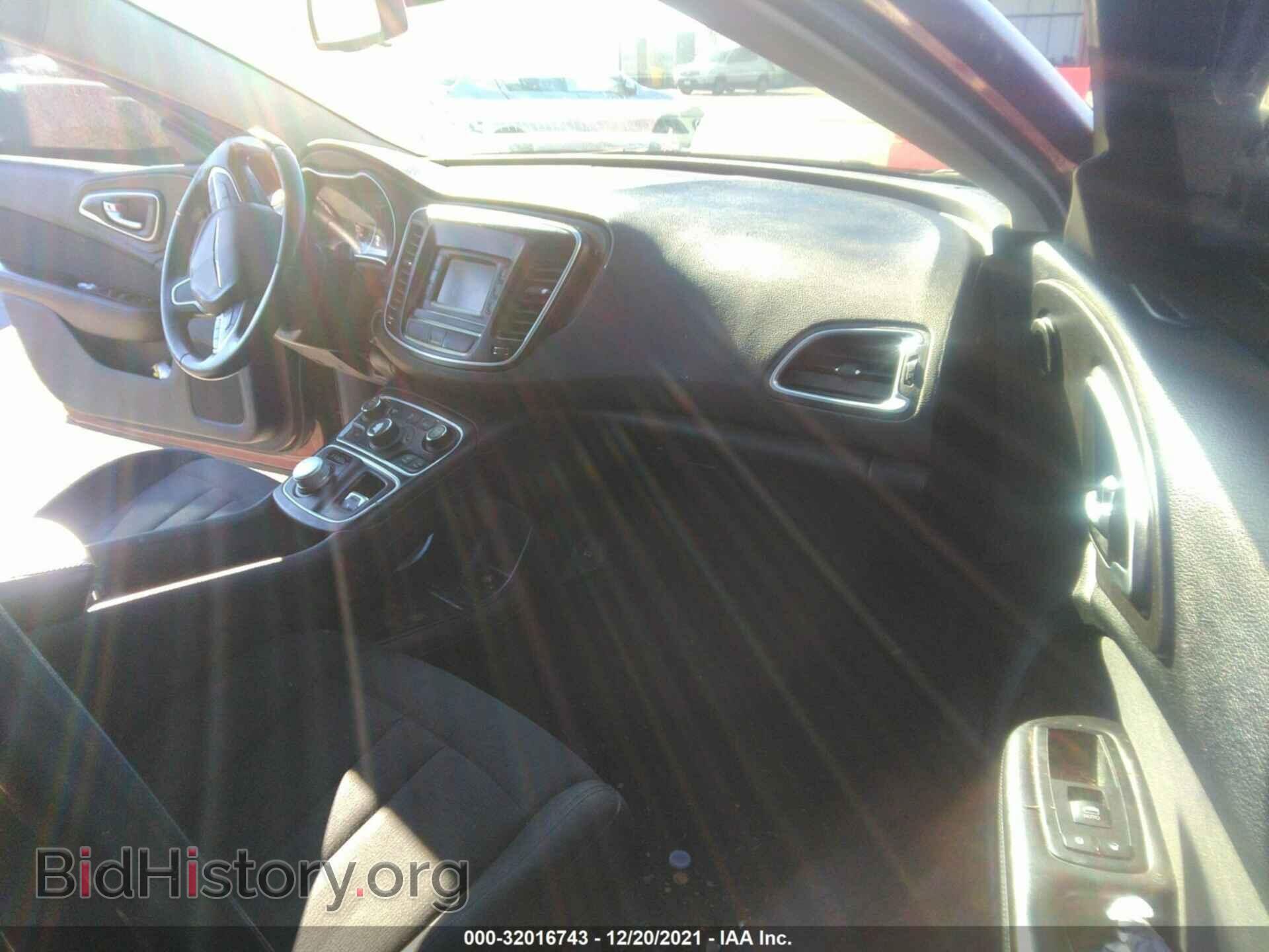 2016 CHRYSLER 200 - VIN: 1C3CCCAB6GN102586 - Фото 5