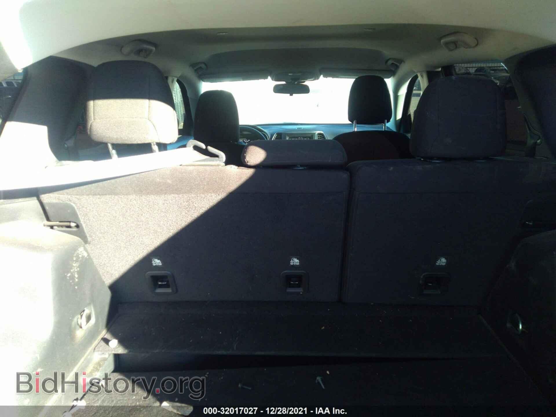 2020 JEEP CHEROKEE - VIN: 1C4PJLCB0LD606406 - Фото 8