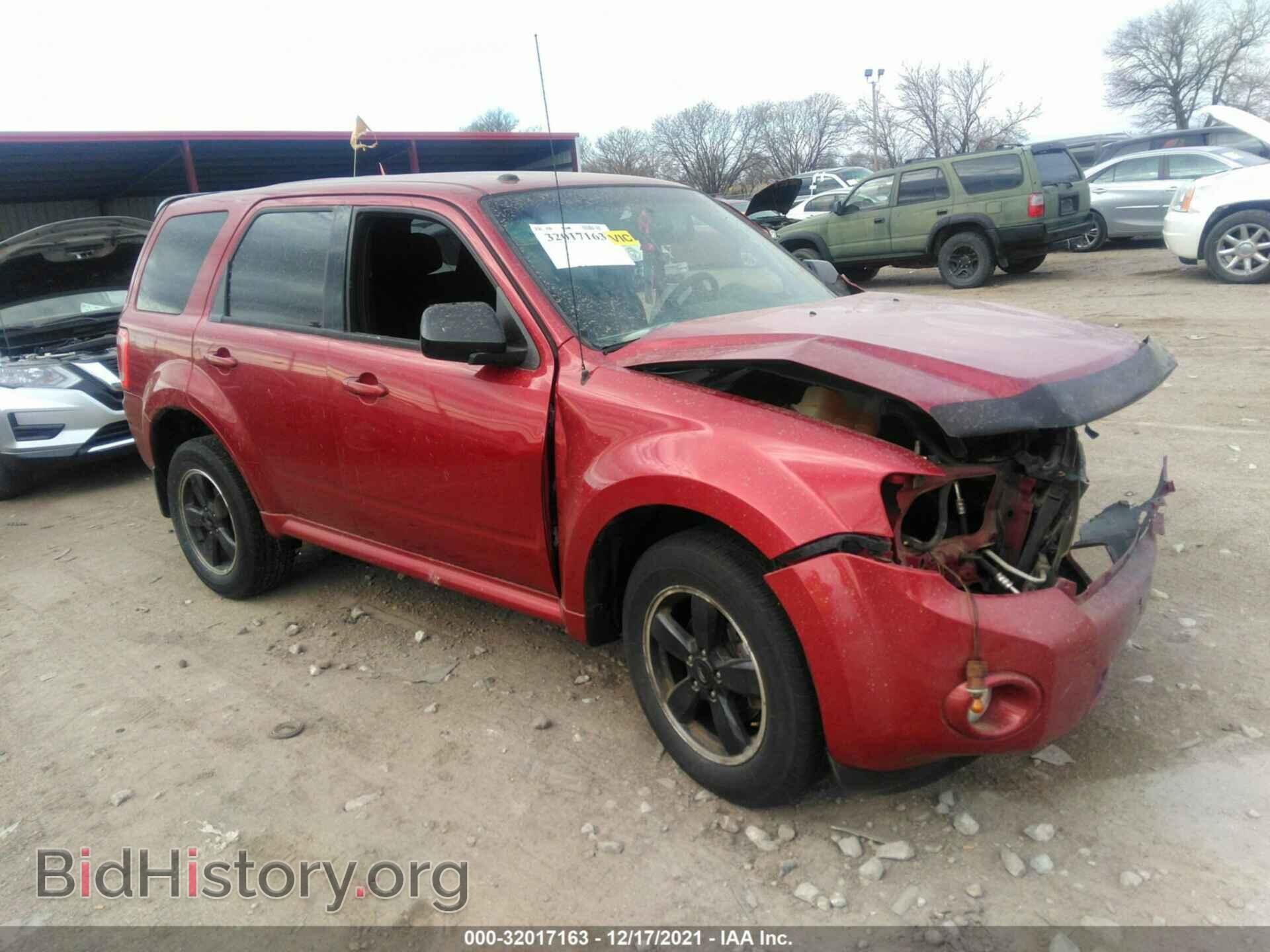 Фотография 1FMCU0DG2CKB31914 - FORD ESCAPE 2012