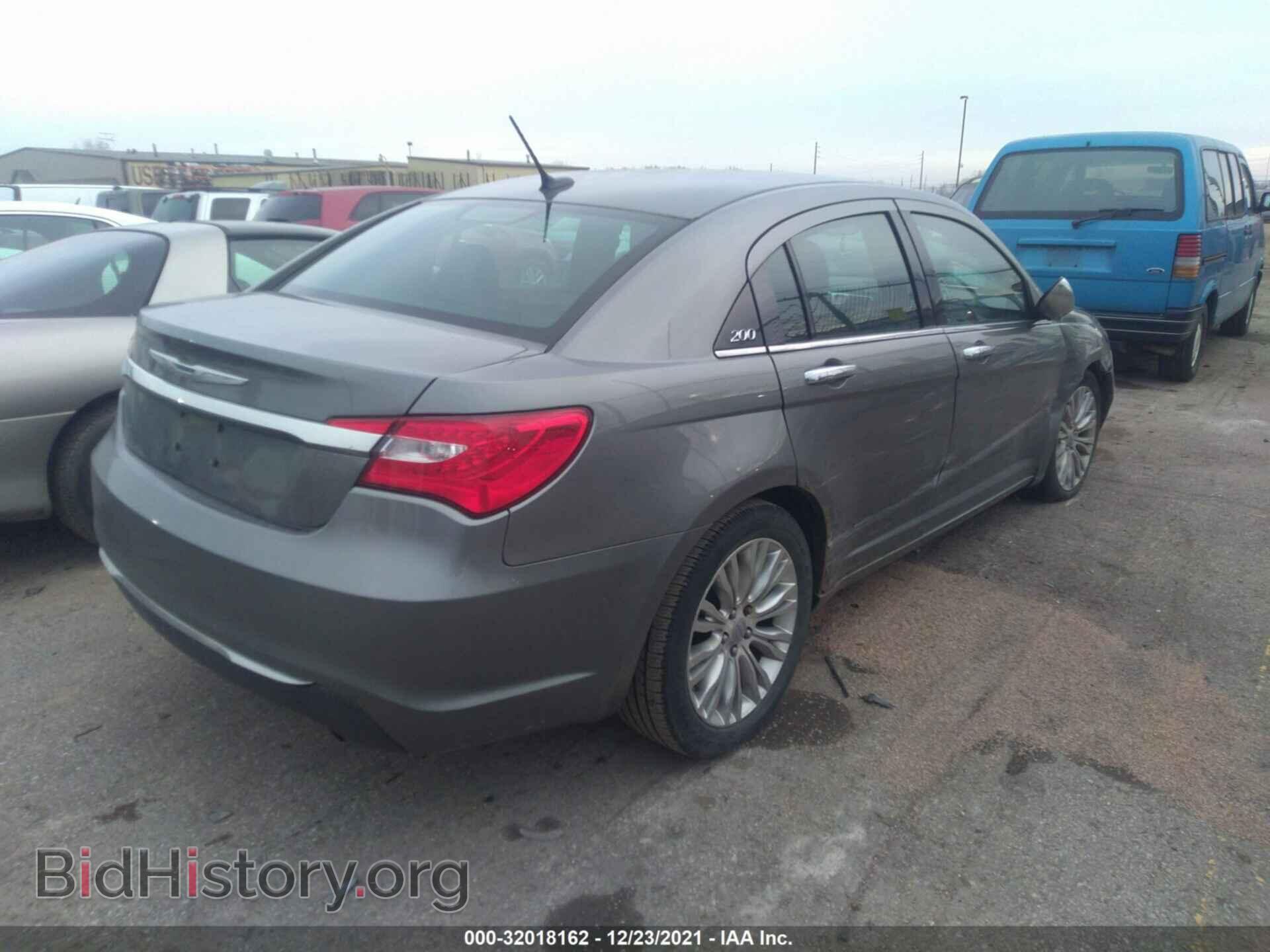 2012 CHRYSLER 200 - VIN: 1C3CCBCB6CN162370 - Фото 4