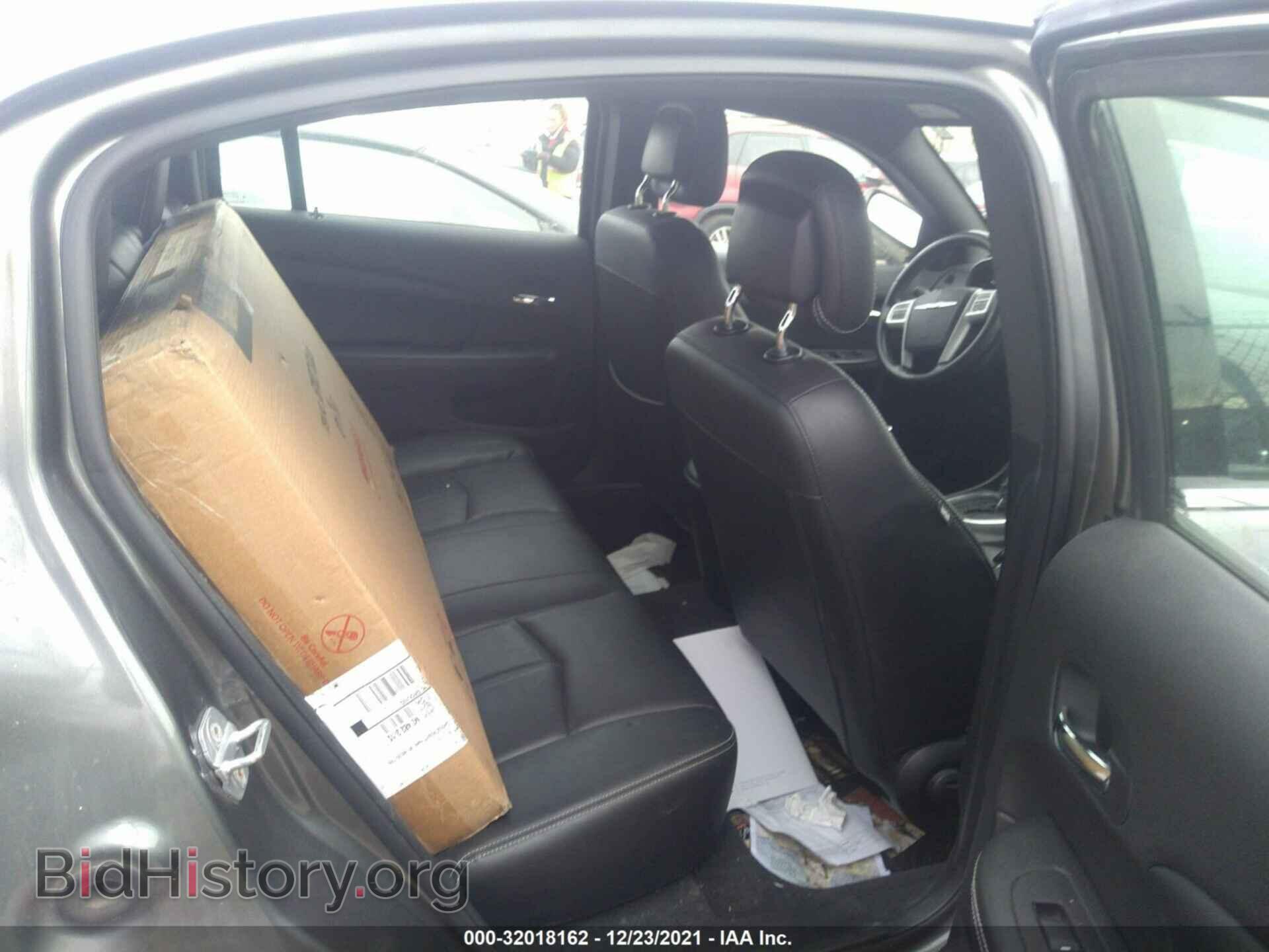 2012 CHRYSLER 200 - VIN: 1C3CCBCB6CN162370 - Фото 8