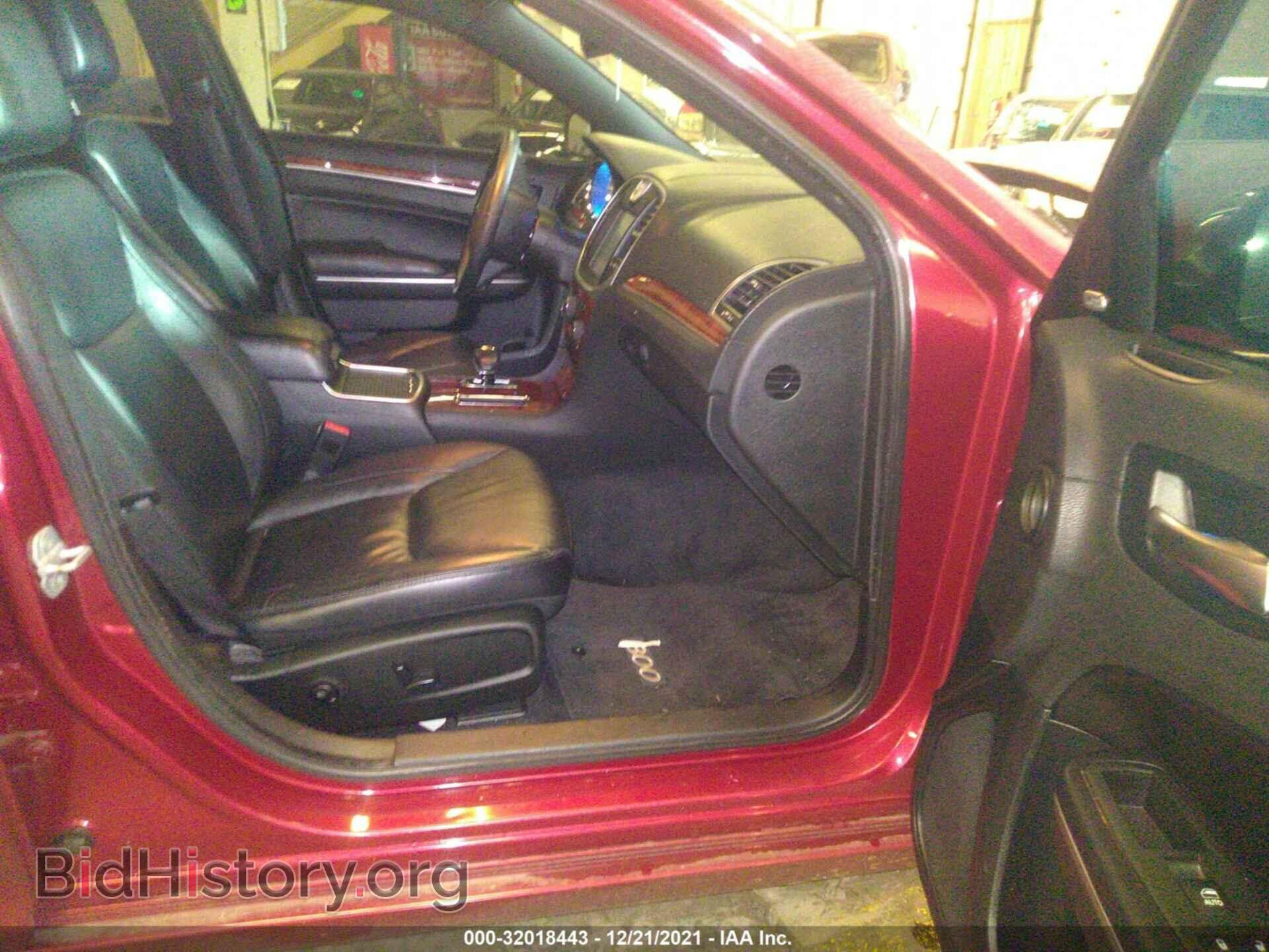 2012 CHRYSLER 300 - VIN: 2C3CCACG9CH249114 - Фото 5