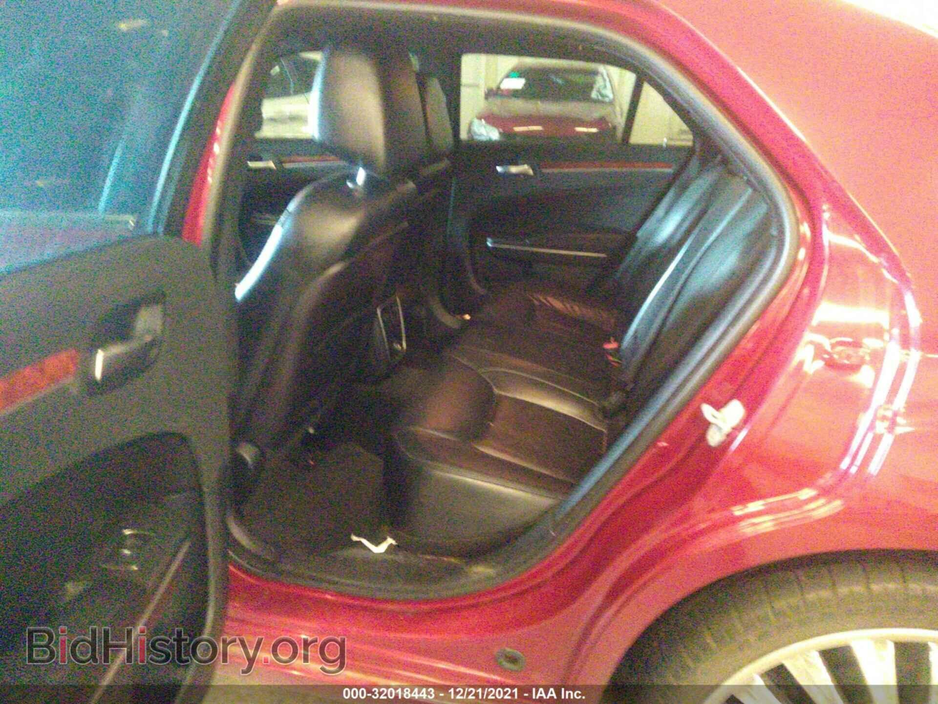 2012 CHRYSLER 300 - VIN: 2C3CCACG9CH249114 - Фото 8