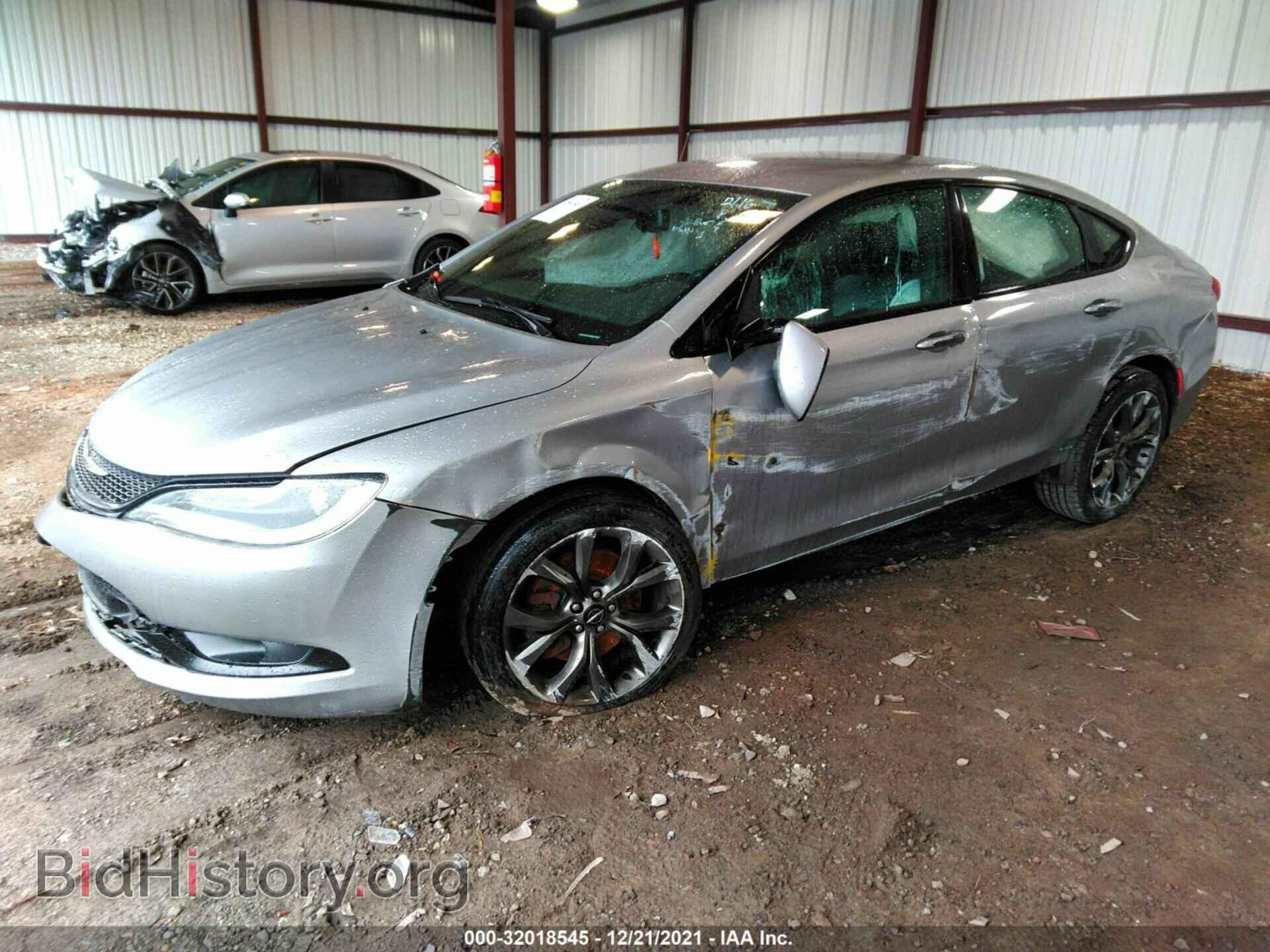 2015 CHRYSLER 200 - VIN: 1C3CCCBB6FN556530 - Фото 2