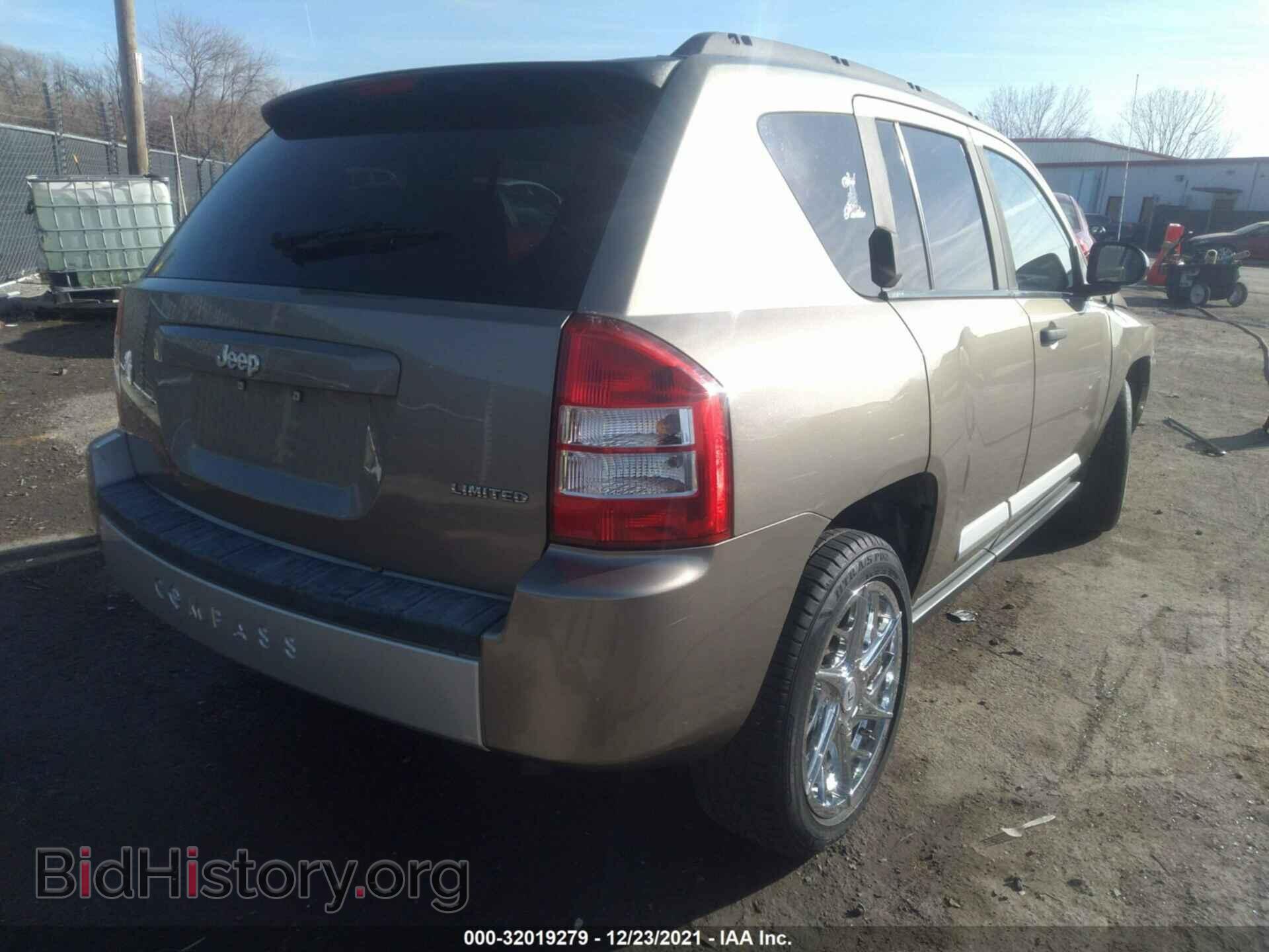 2007 JEEP COMPASS - VIN: 1J8FT57W07D178401 - Фото 4