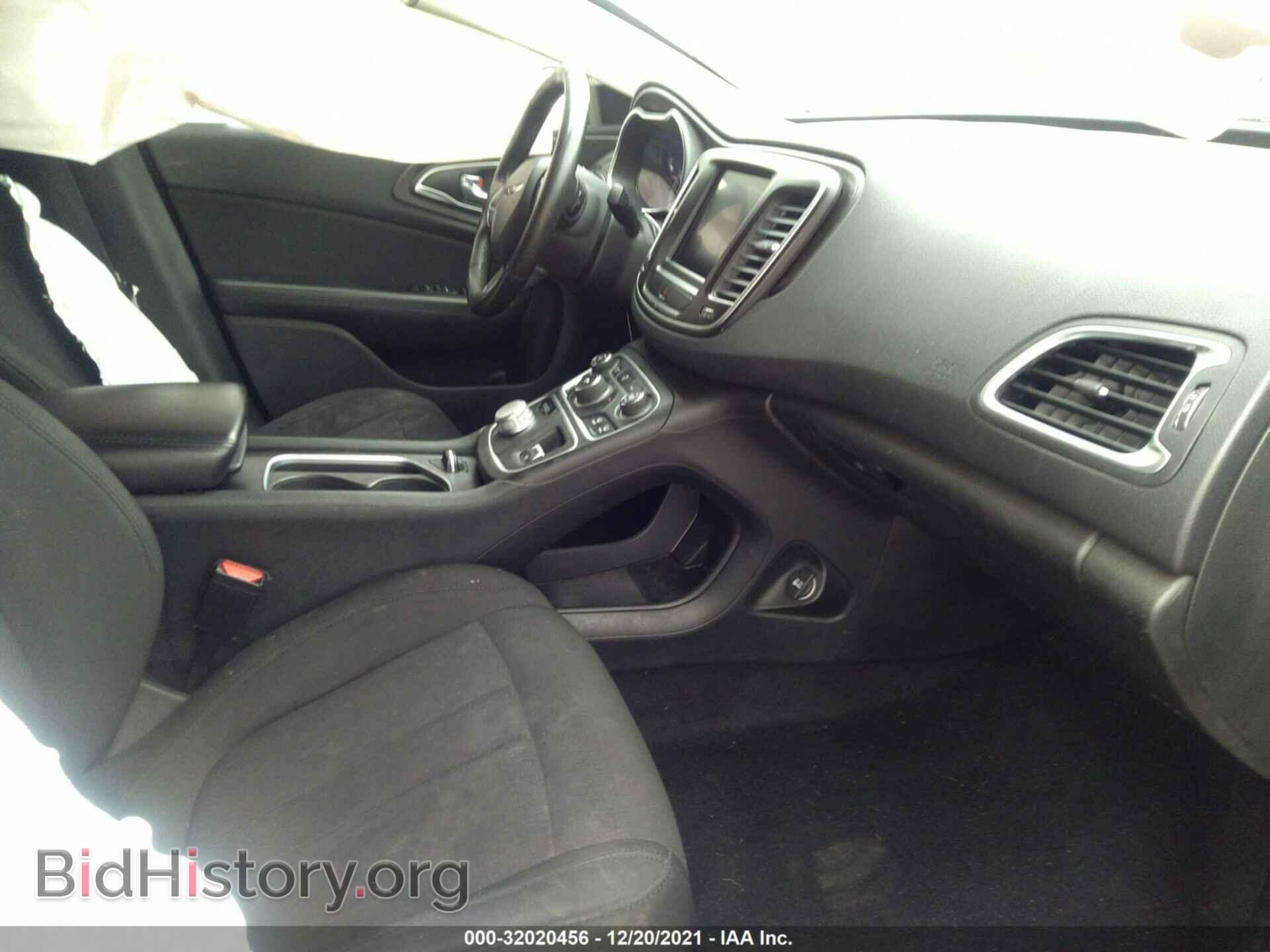 2015 CHRYSLER 200 - VIN: 1C3CCCAB0FN655779 - Фото 5