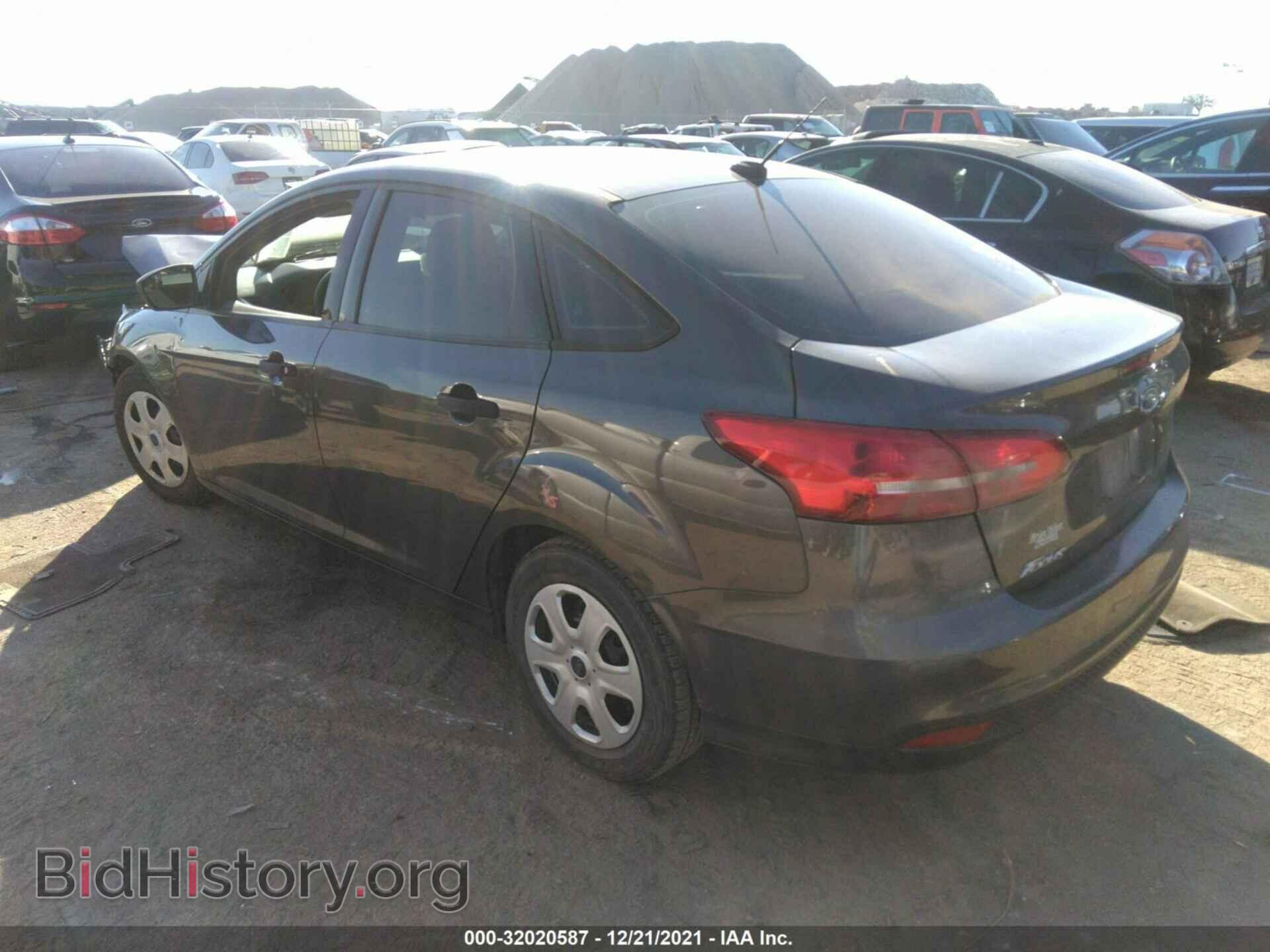 2017 FORD FOCUS - VIN: 1FADP3E22HL204582 - Фото 3