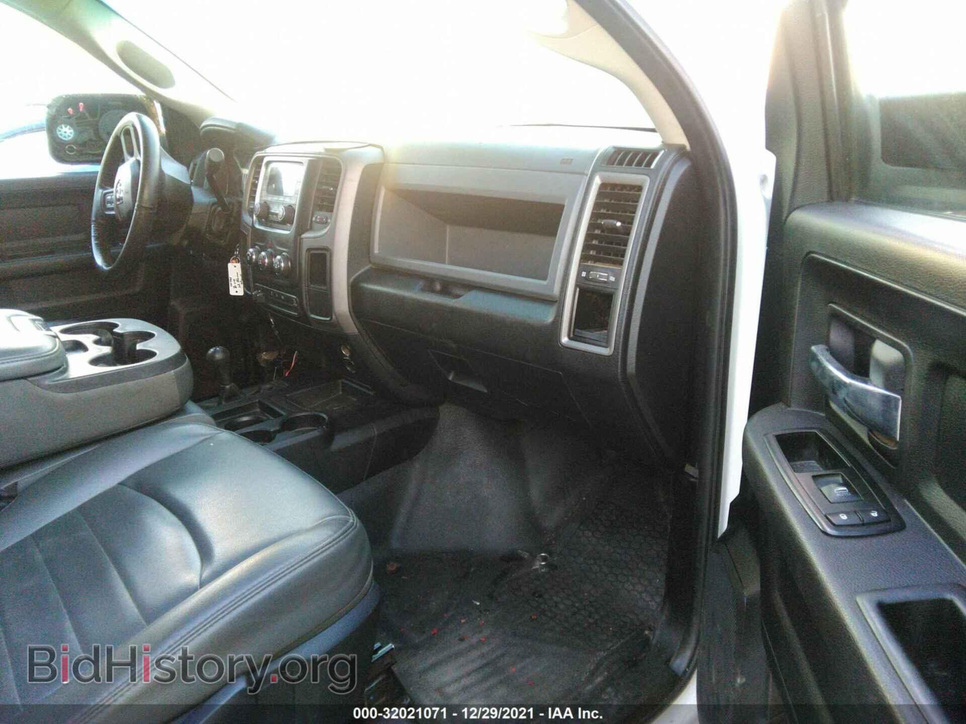 2013 RAM 2500 - VIN: 3C6UR5CL5DG581336 - Фото 5