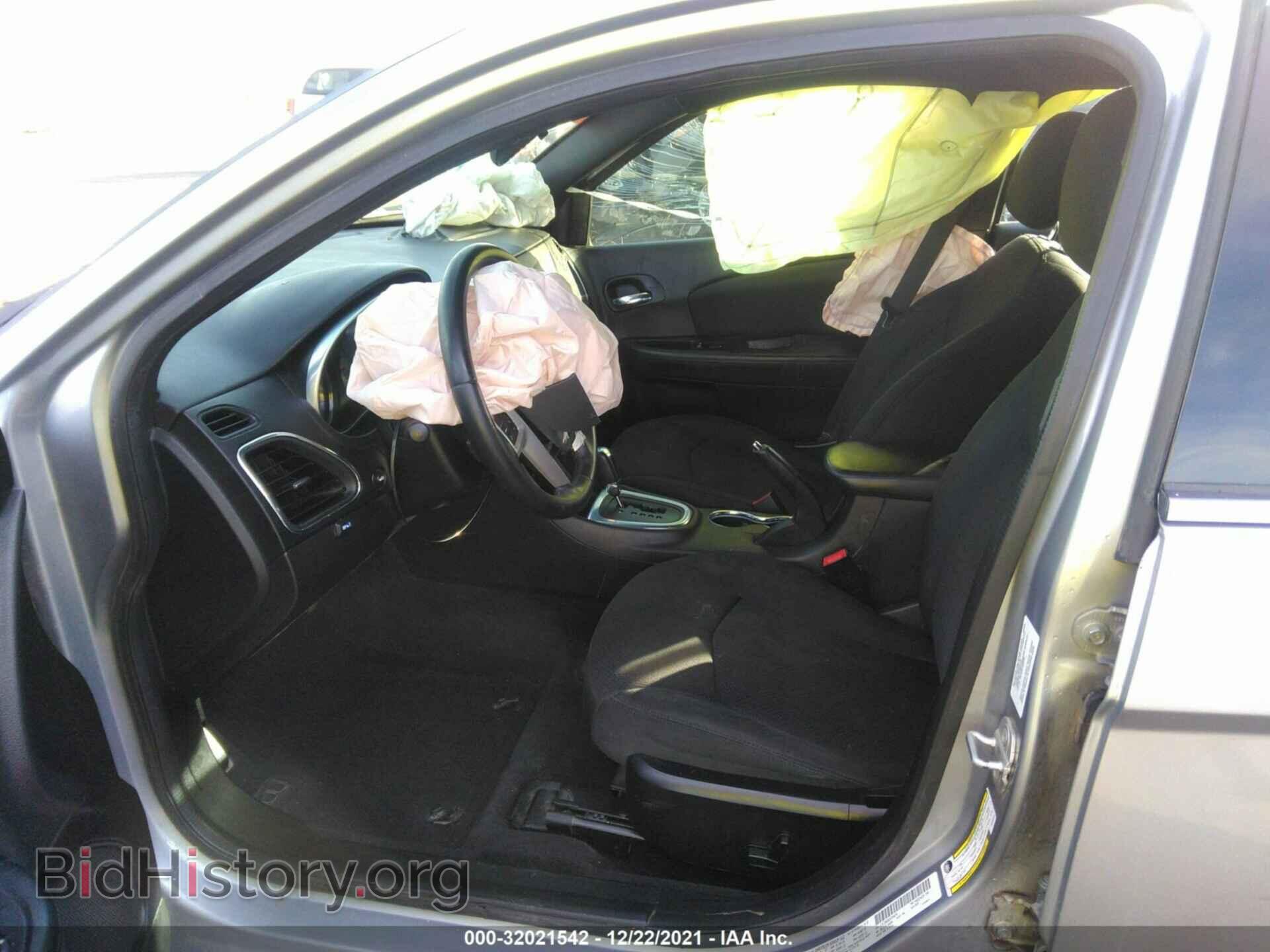 2013 CHRYSLER 200 - VIN: 1C3CCBBG8DN754674 - Фото 5