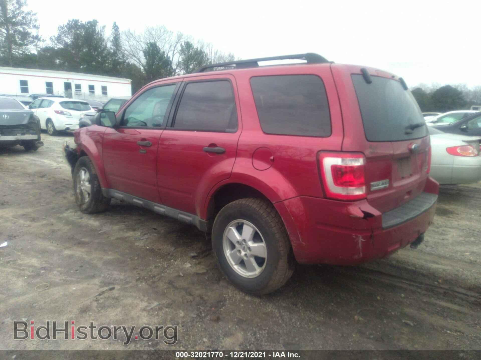 2012 FORD ESCAPE - VIN: 1FMCU0DG9CKC35784 - Фото 3