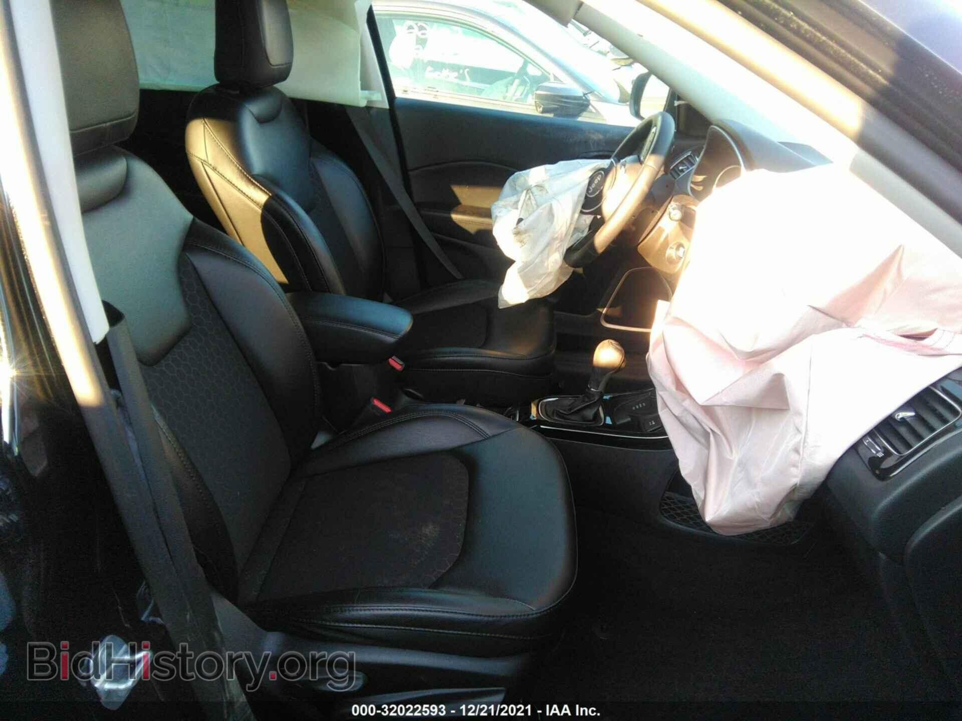 2019 JEEP COMPASS - VIN: 3C4NJDBB4KT689779 - Фото 5