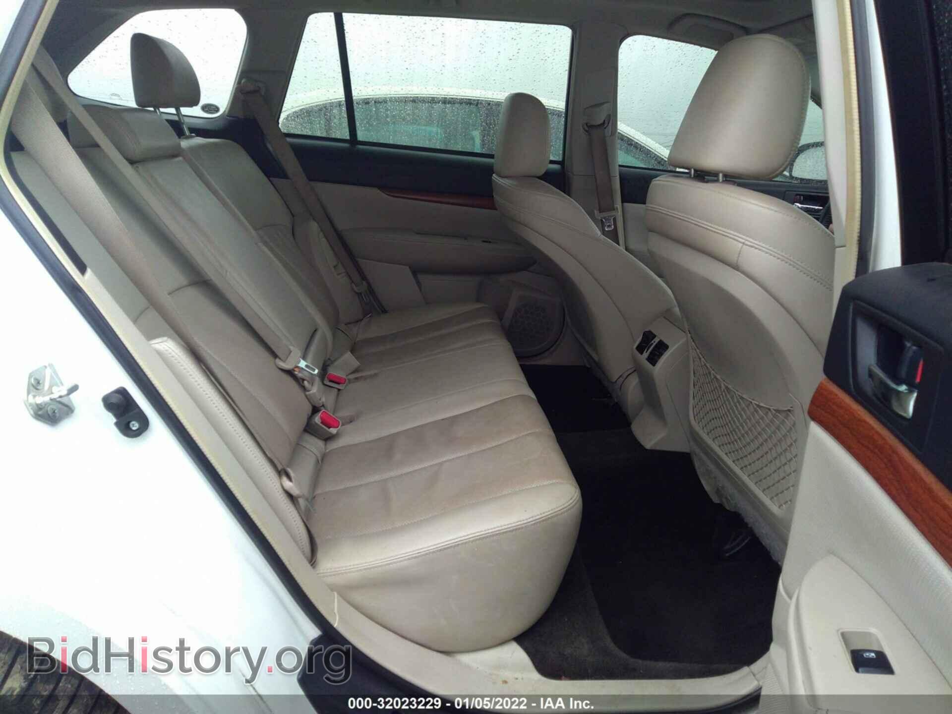 2014 SUBARU OUTBACK - VIN: 4S4BRBLC4E3326482 - Фото 8