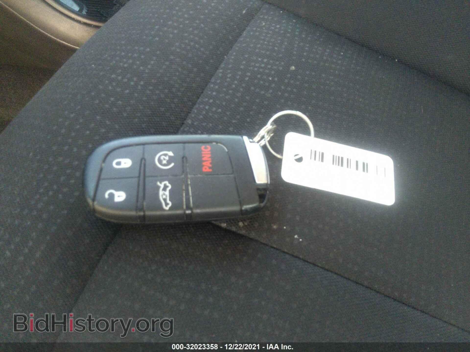 2015 CHRYSLER 200 - VIN: 1C3CCCAB2FN554212 - Фото 11