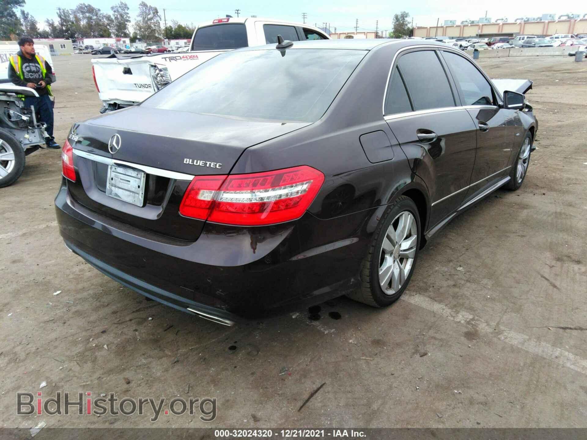 2011 MERCEDES-BENZ E-CLASS - VIN: WDDHF7CB3BA279633 - Photo 4