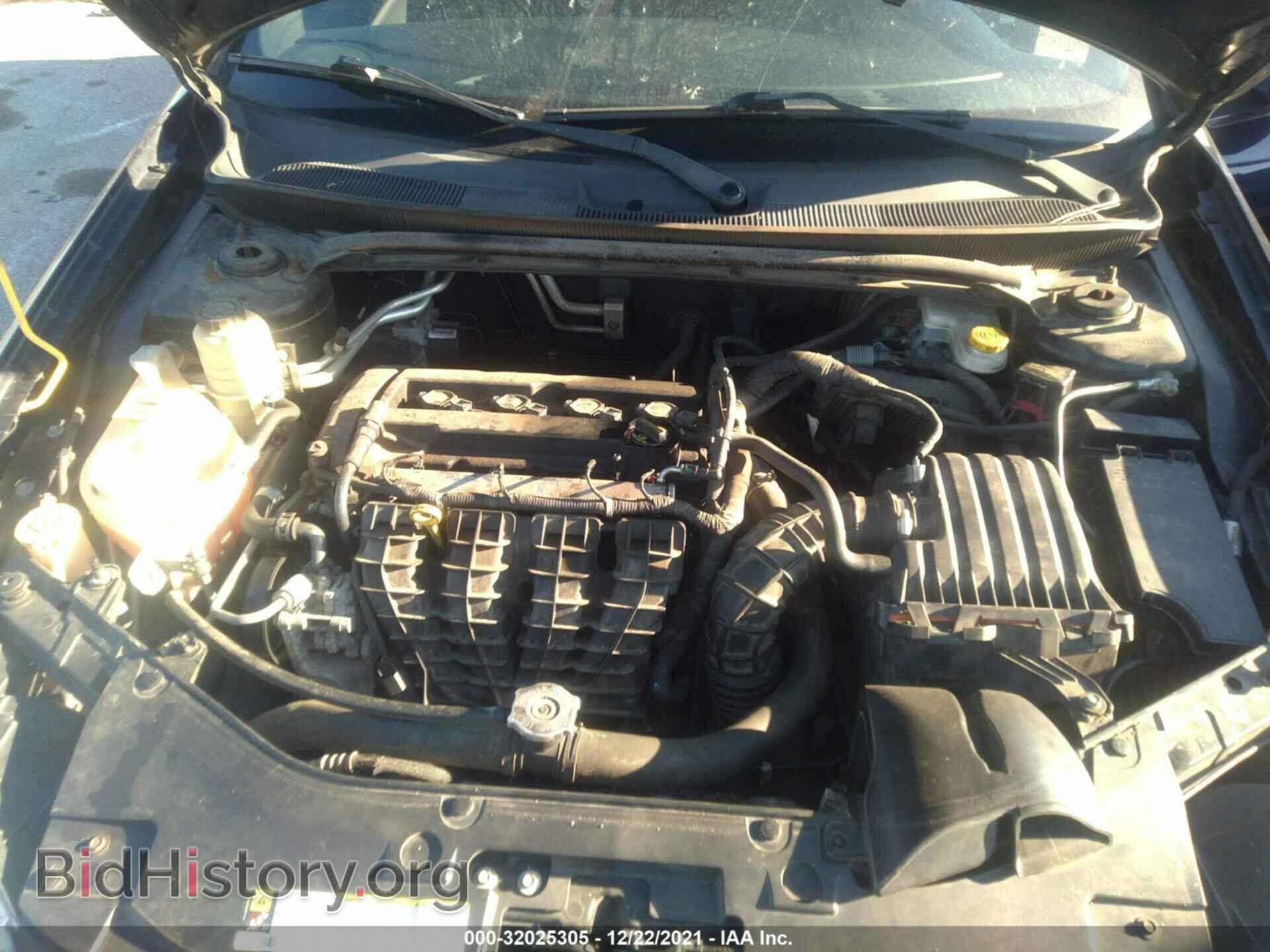 2011 CHRYSLER 200 - VIN: 1C3BC1FB7BN527008 - Фото 10