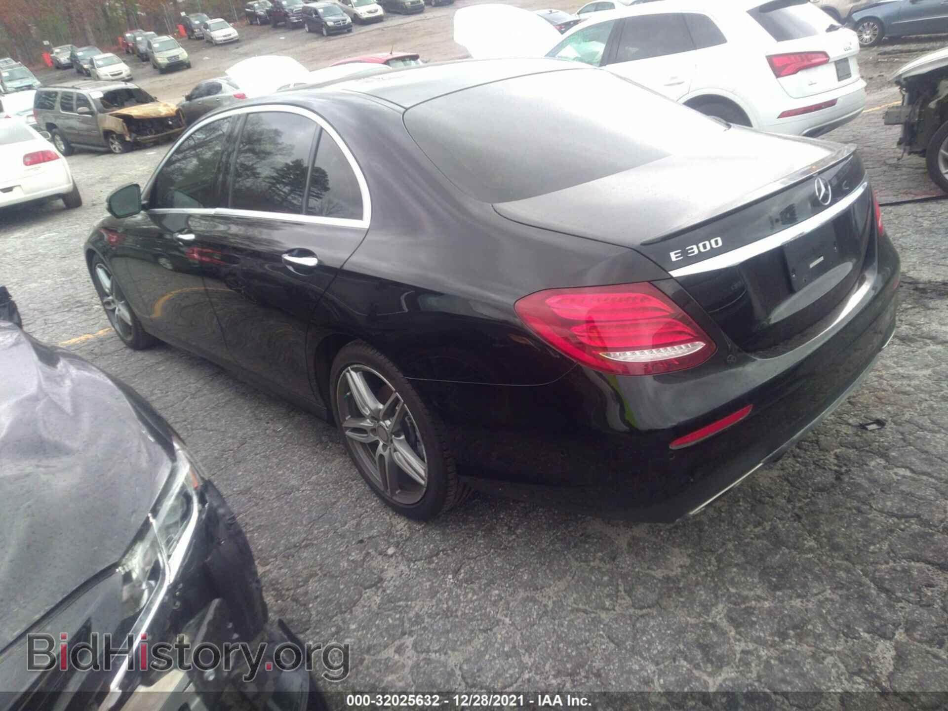 2017 MERCEDES-BENZ E-CLASS - VIN: WDDZF4JB6HA043699 - Фото 3