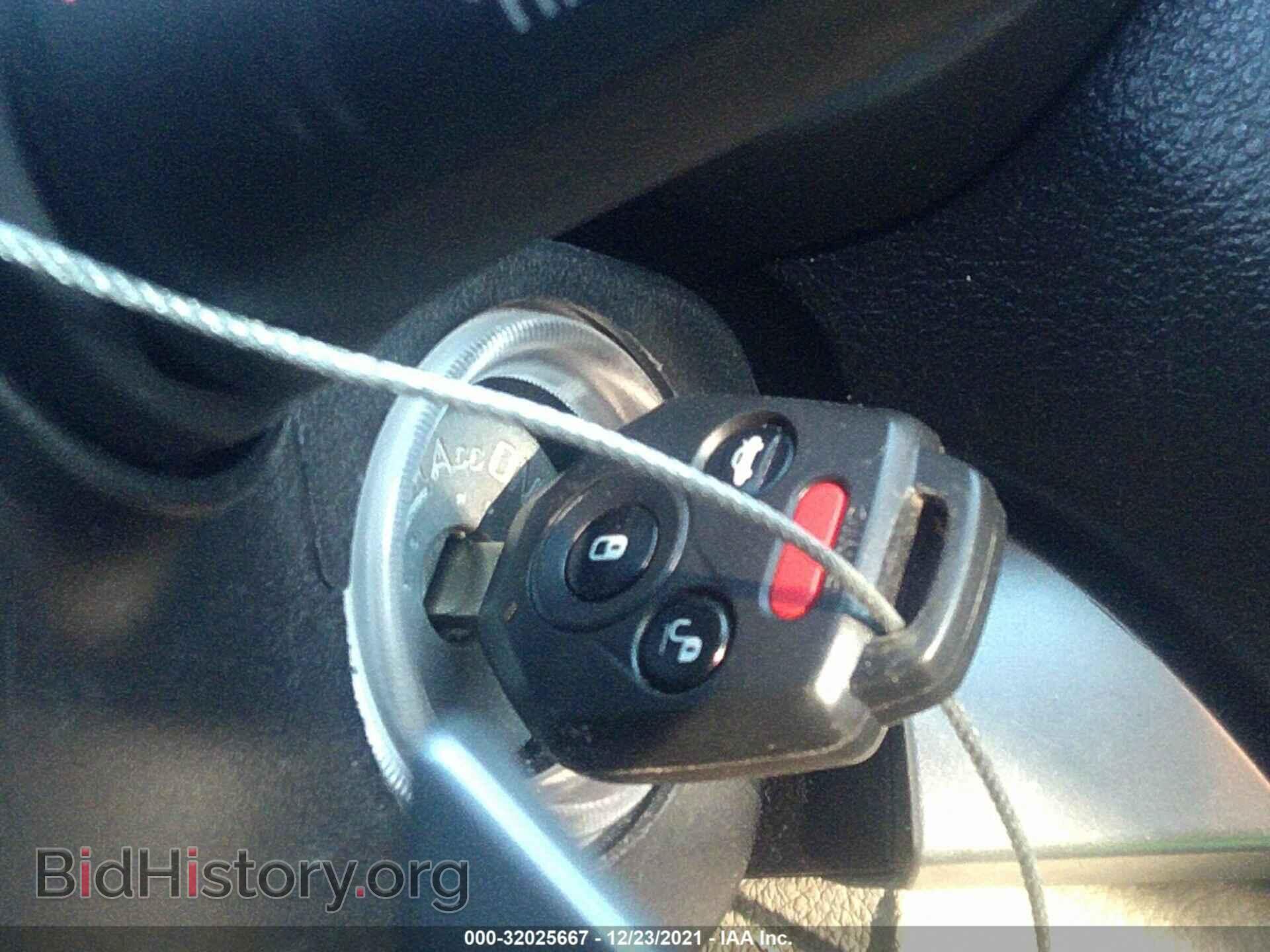 2011 SUBARU OUTBACK - VIN: 4S4BRBCC6B3425123 - Фото 11