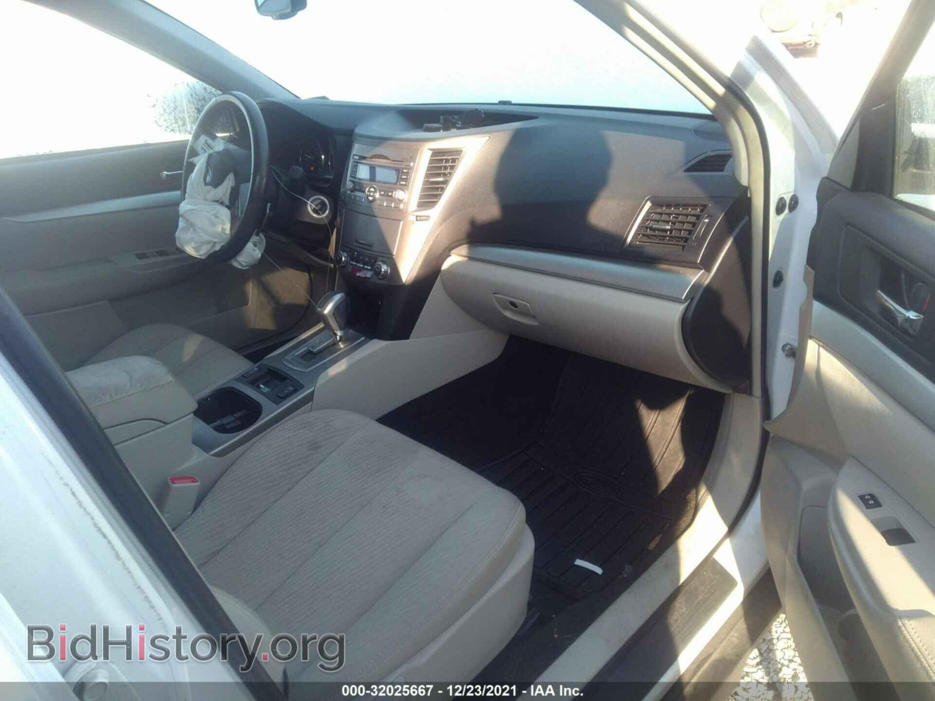 2011 SUBARU OUTBACK - VIN: 4S4BRBCC6B3425123 - Фото 5