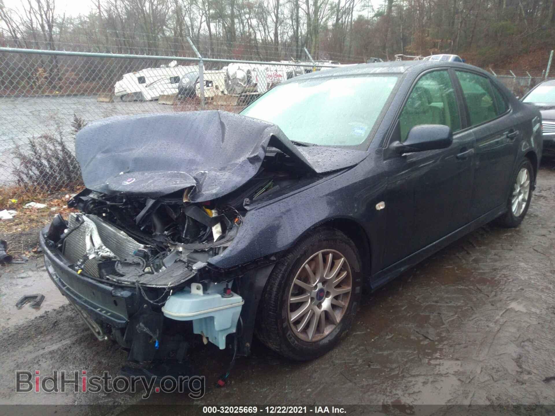 2011 SAAB 9-3 - VIN: YS3FA4CY8B1303260 - Фото 2