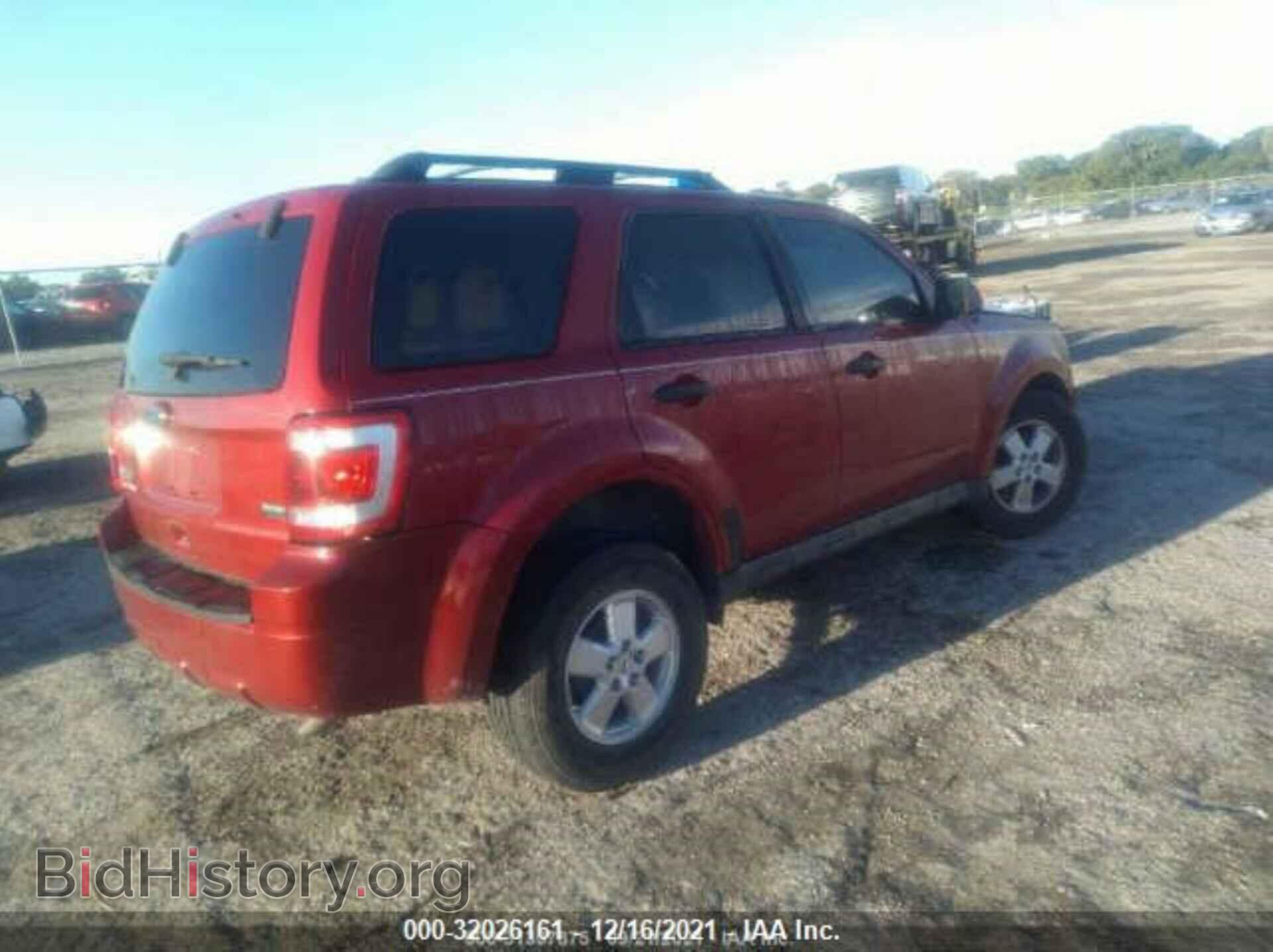 2010 FORD ESCAPE - VIN: 1FMCU0DG3AKC43733 - Фото 4