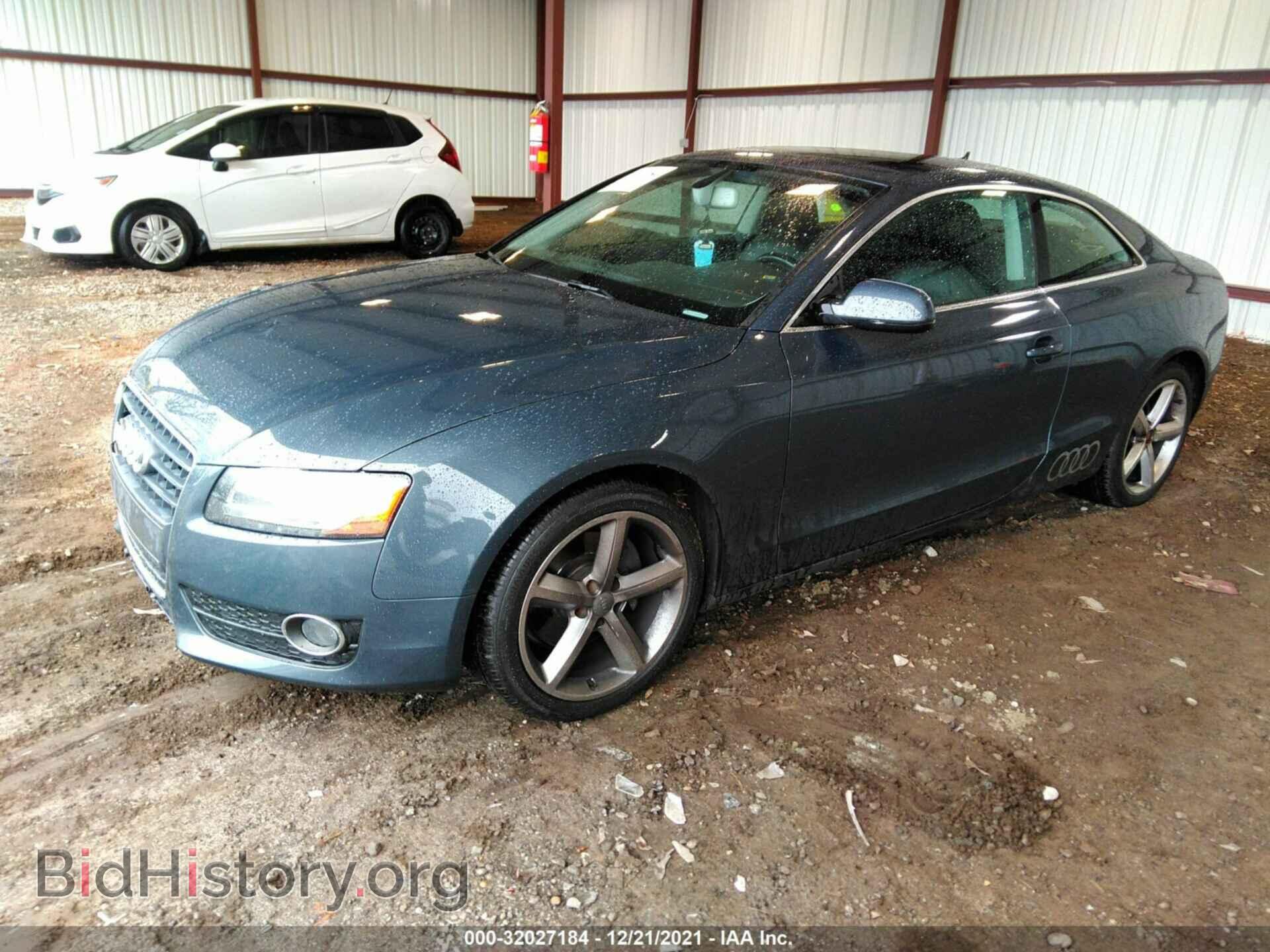 2010 AUDI A5 - VIN: WAULFAFRXAA028470 - Photo 2
