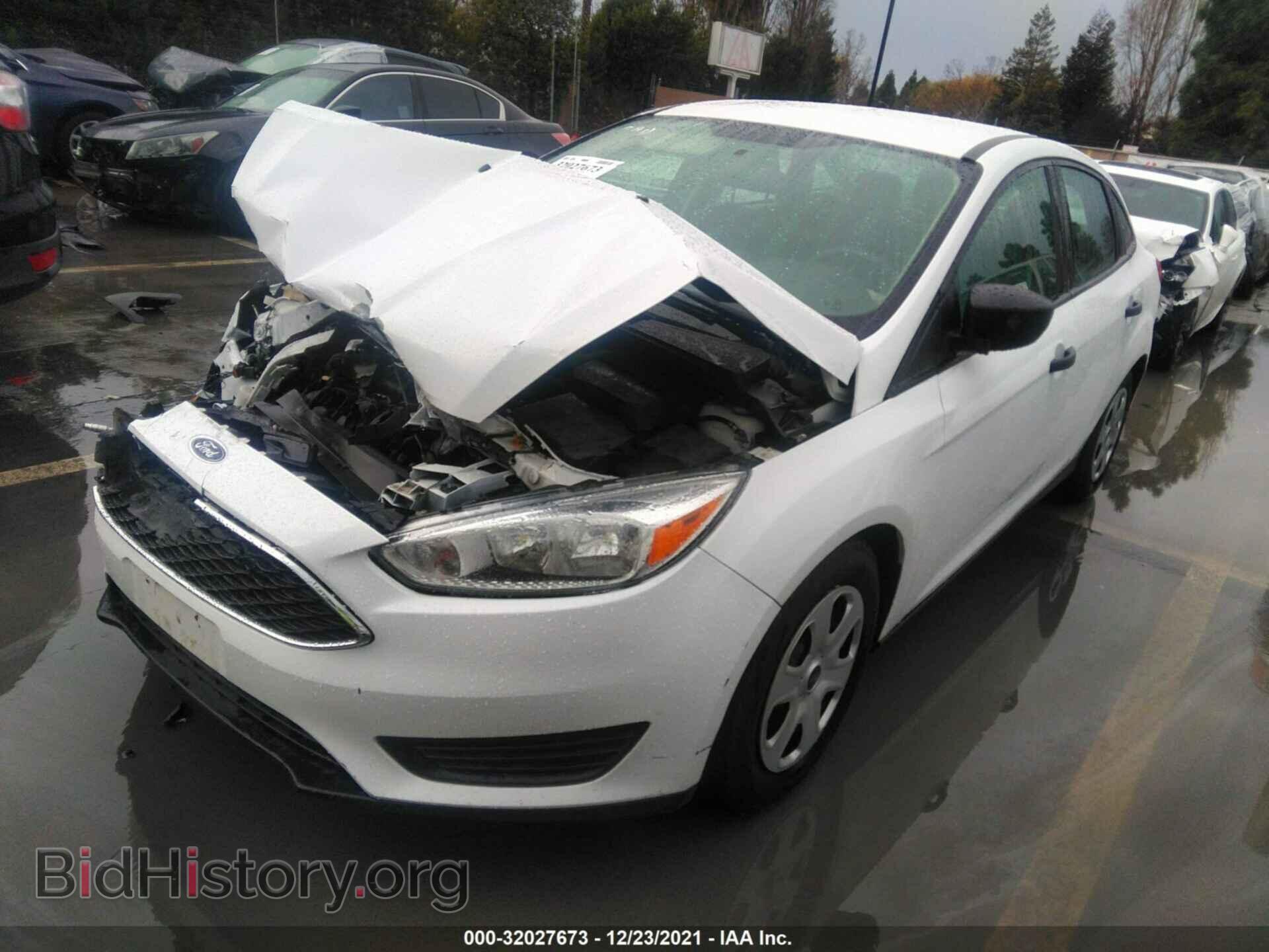 2017 FORD FOCUS - VIN: 1FADP3E24HL344391 - Фото 2
